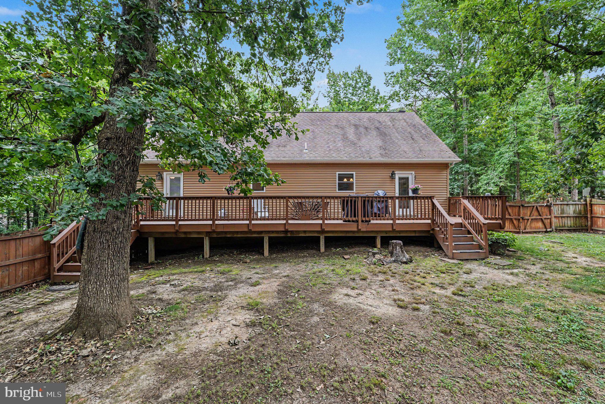 LAKE WILDERNESS - Residential