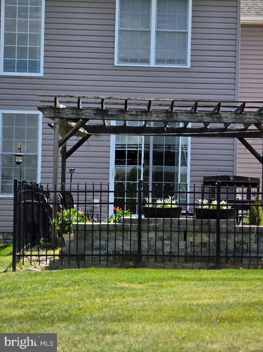 CHENOPODIUM ACRES - Residential