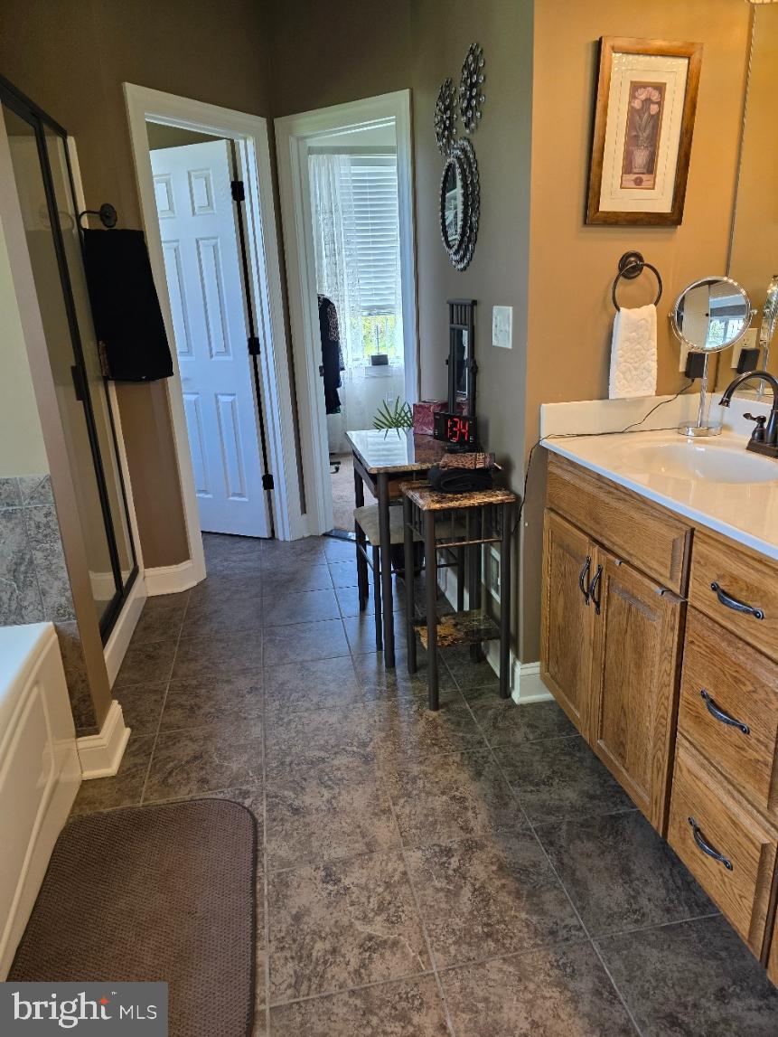 CHENOPODIUM ACRES - Residential