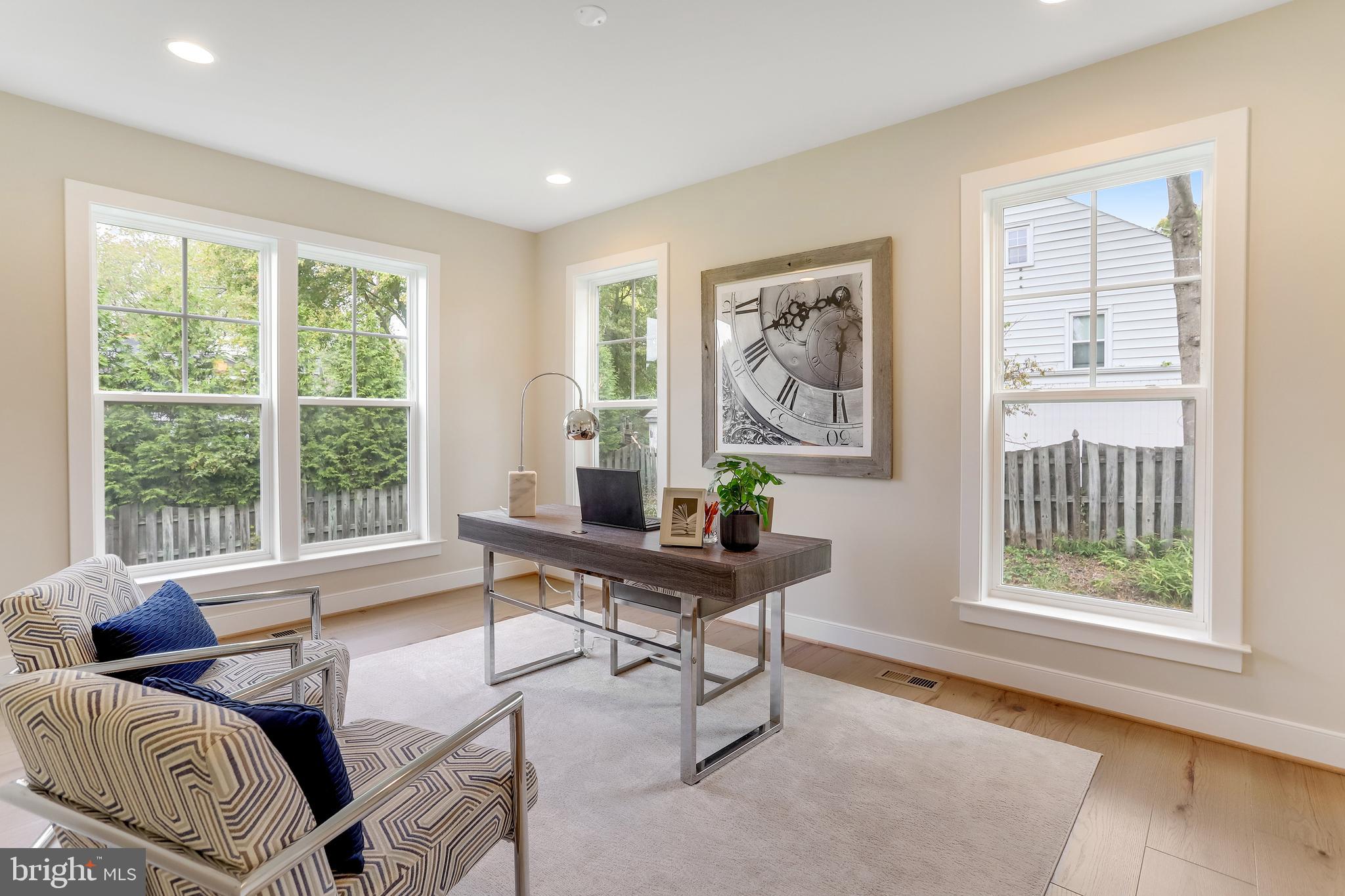 DUNN LORING - Residential