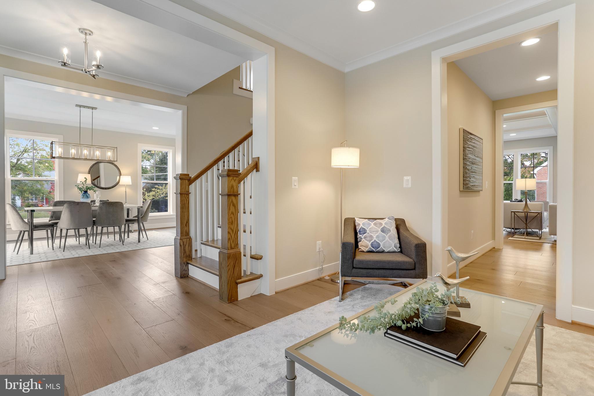 DUNN LORING - Residential