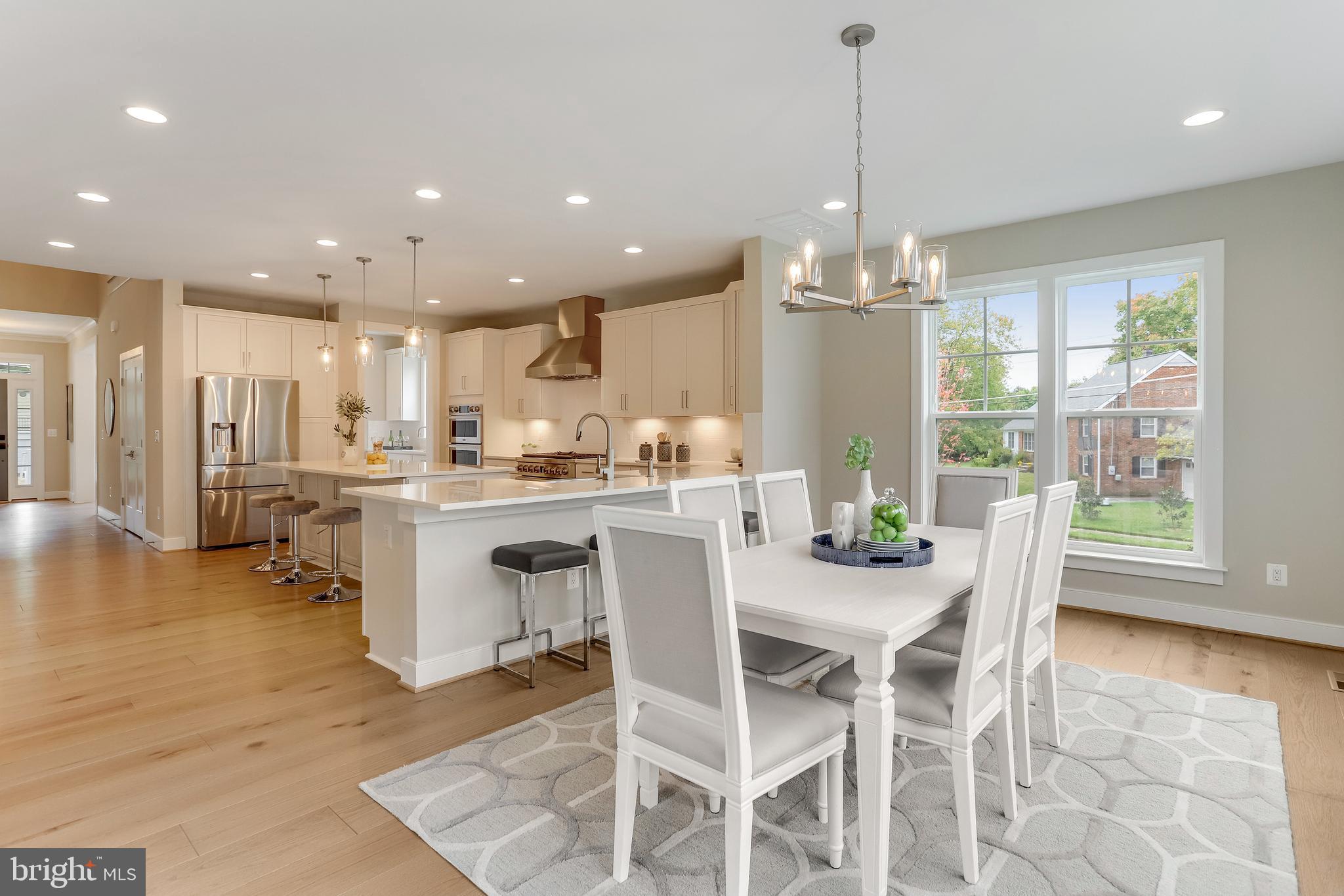 DUNN LORING - Residential