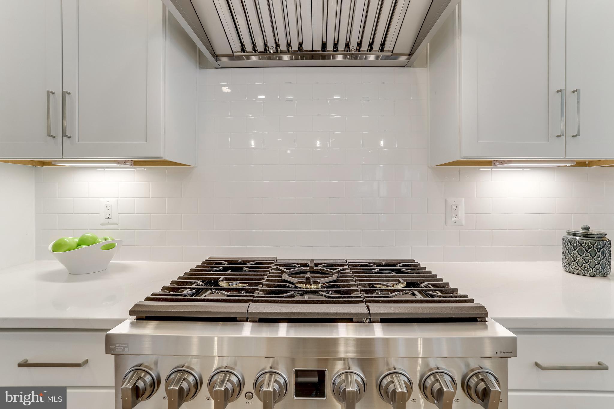 DUNN LORING - Residential