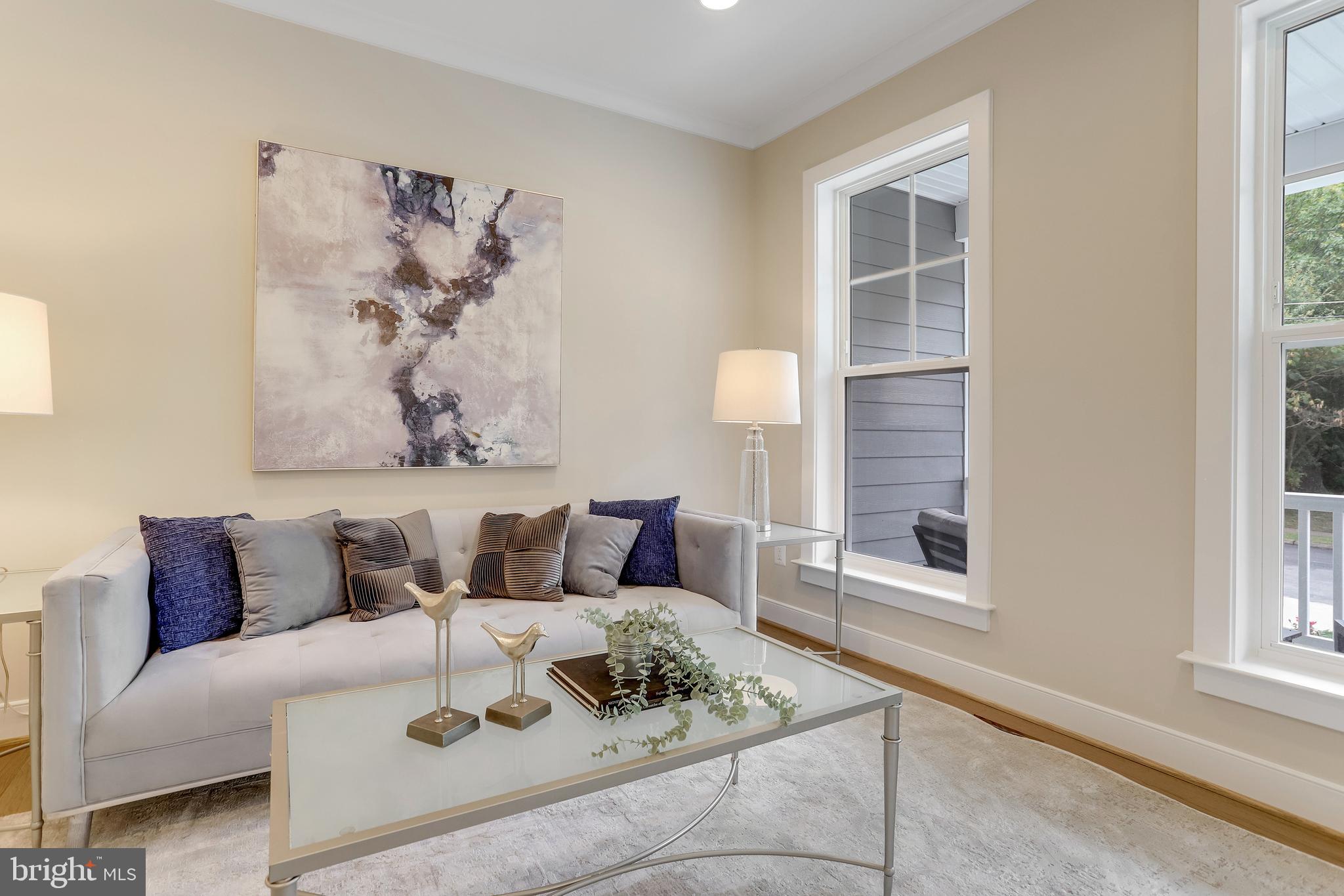 DUNN LORING - Residential