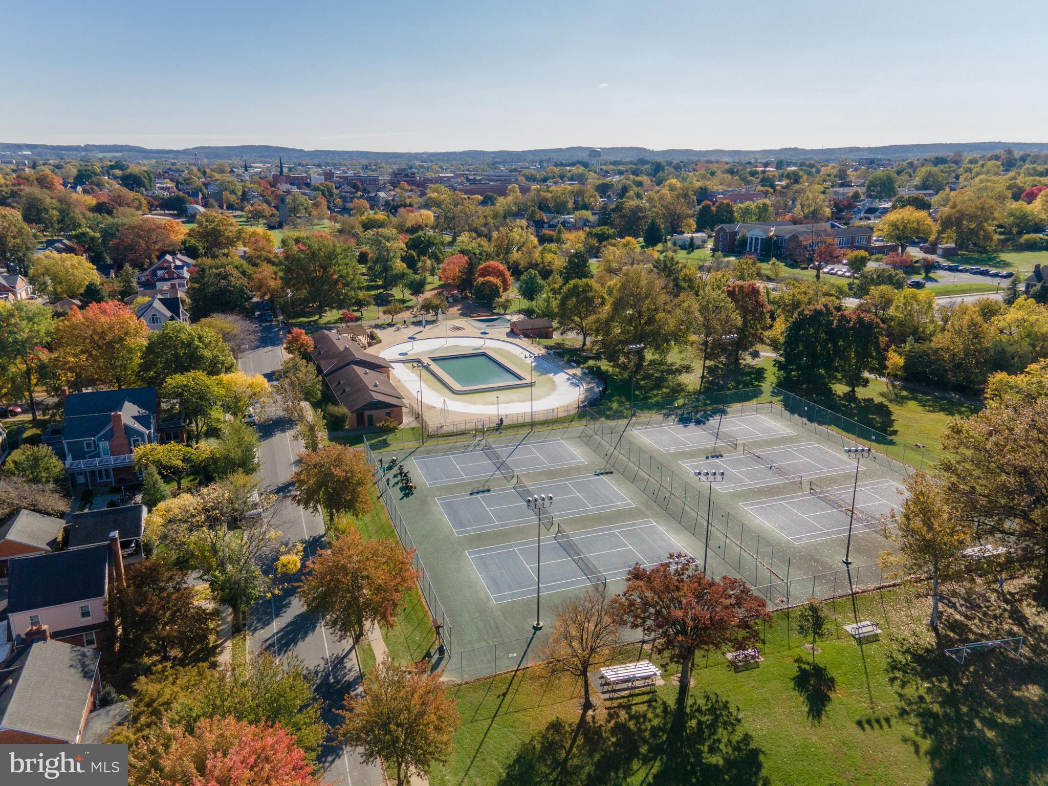 FREDERICK HISTORIC DISTRICT - Residential Lease