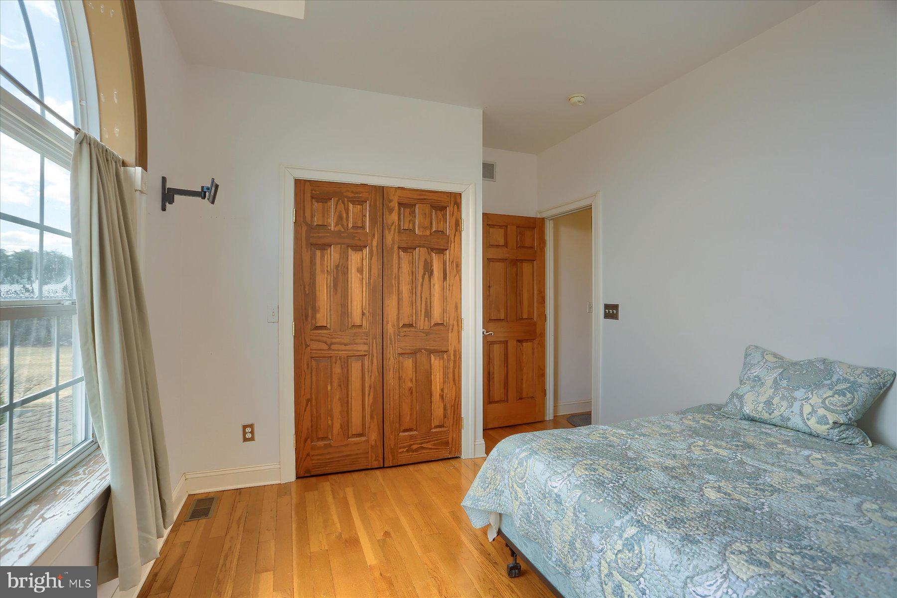 BROWNAWELL FARMS - Residential