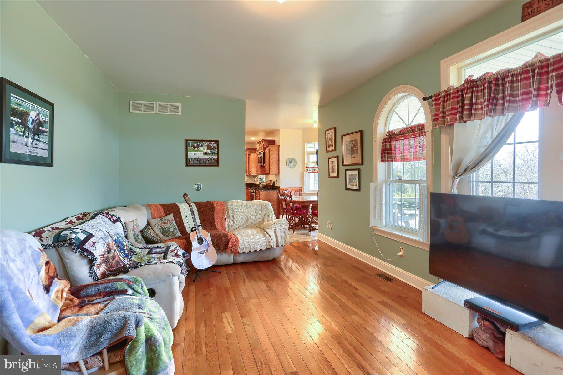 BROWNAWELL FARMS - Residential