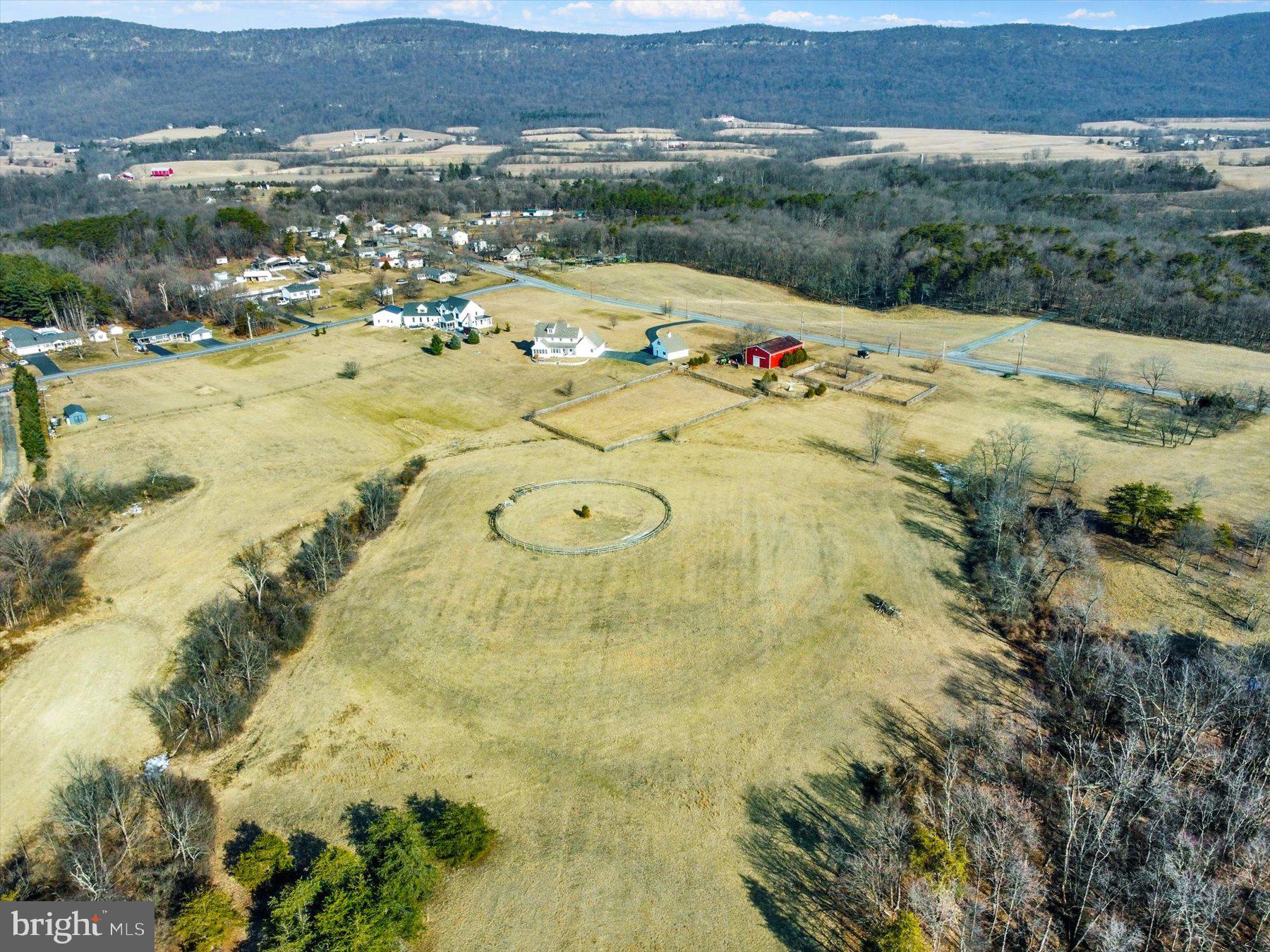 BROWNAWELL FARMS - Residential