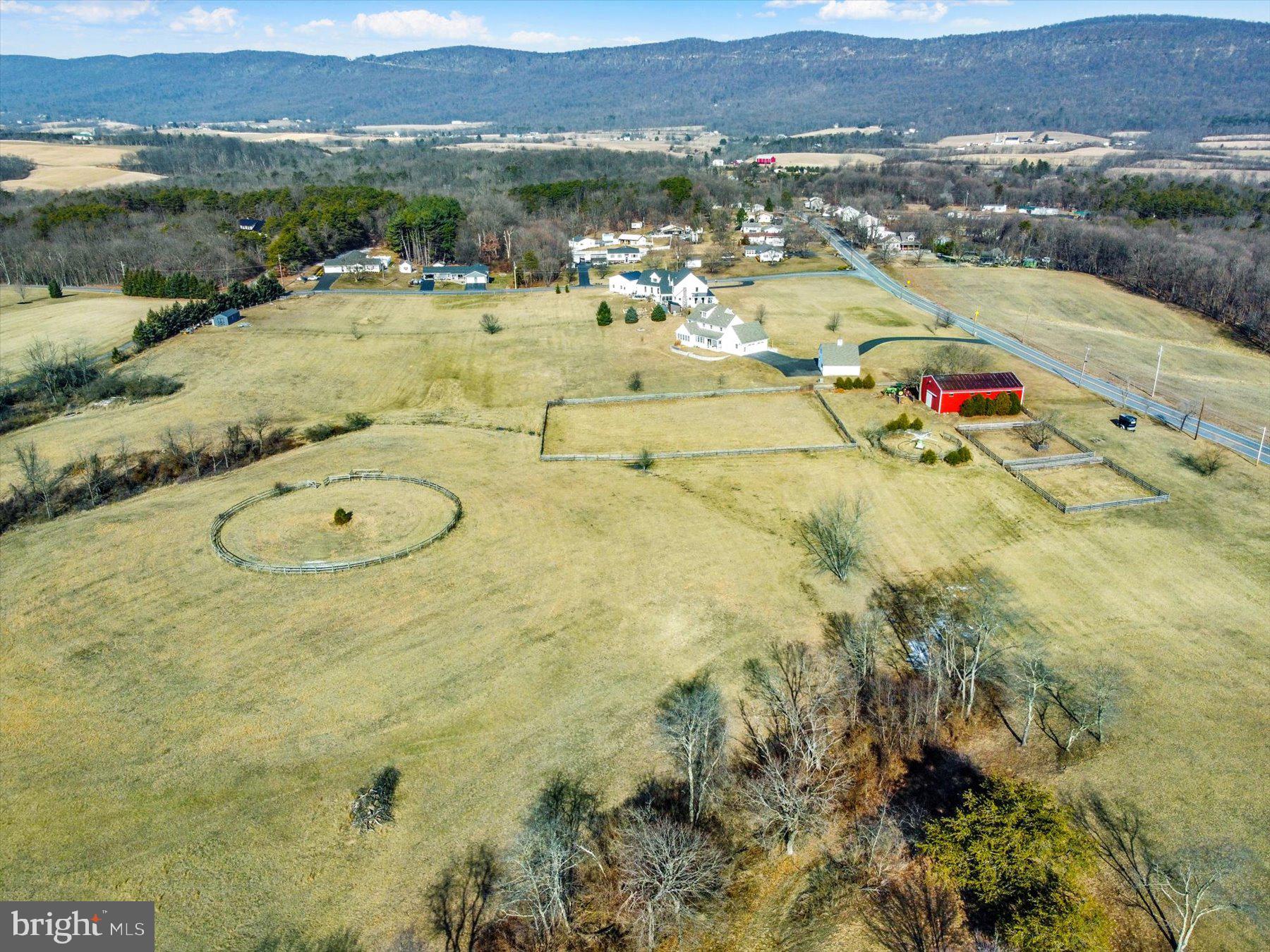 BROWNAWELL FARMS - Residential