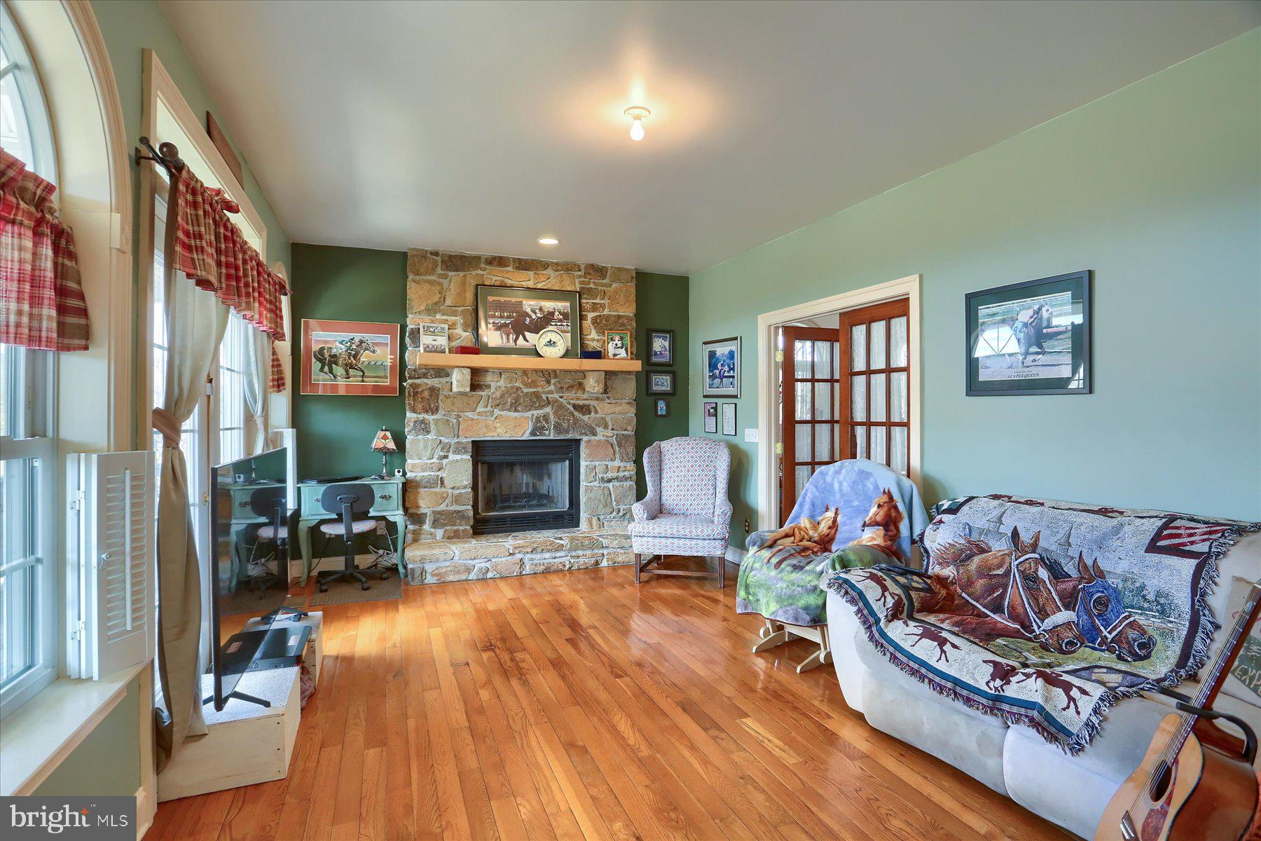 BROWNAWELL FARMS - Residential