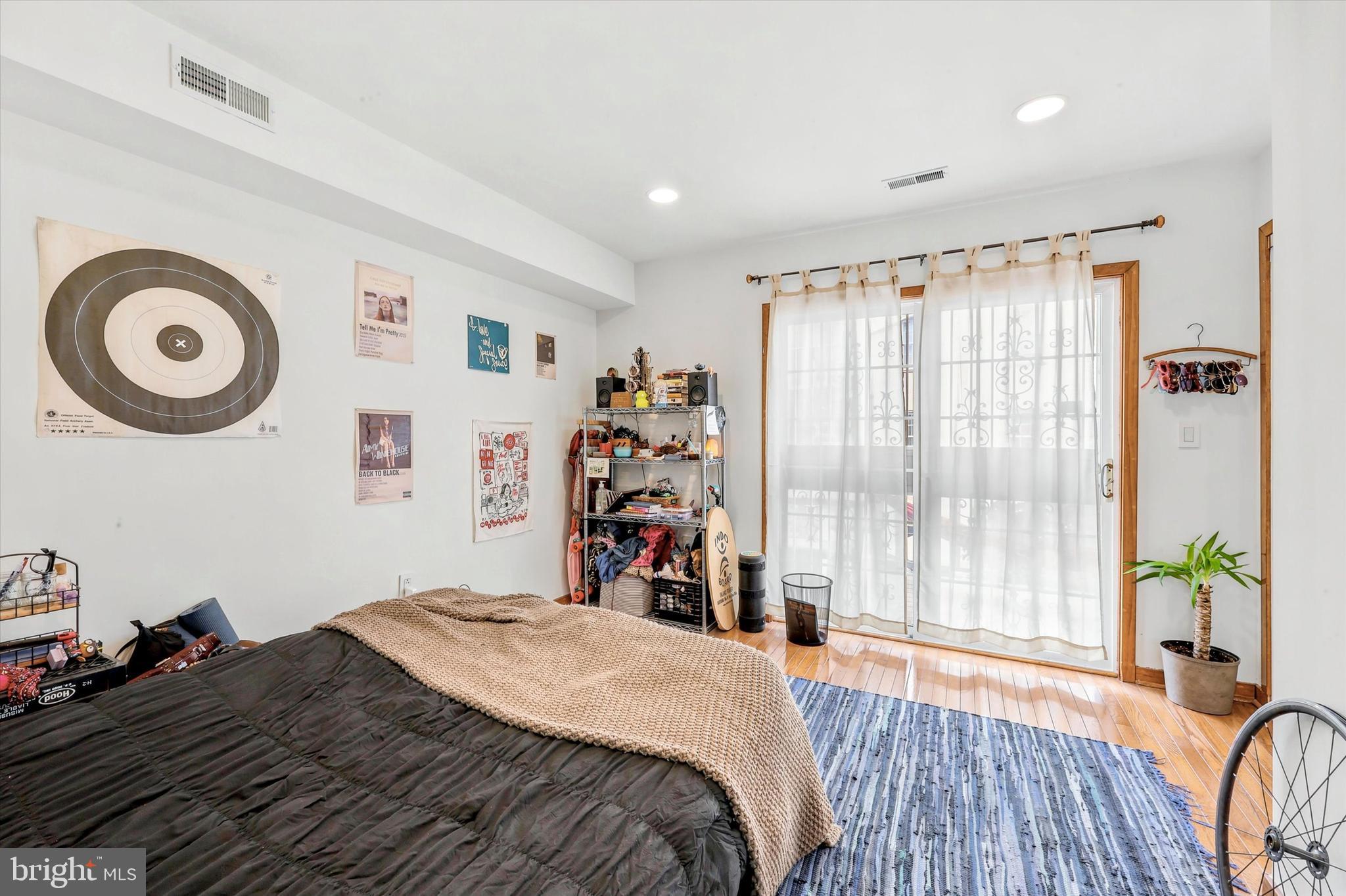 WASHINGTON SQ WEST - Residential