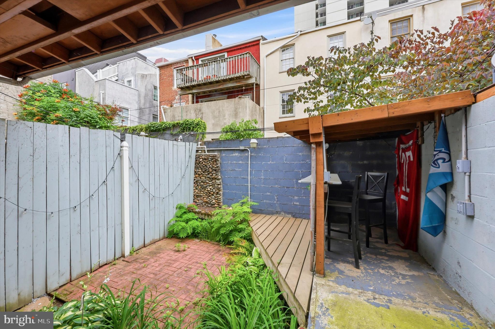 WASHINGTON SQ WEST - Residential