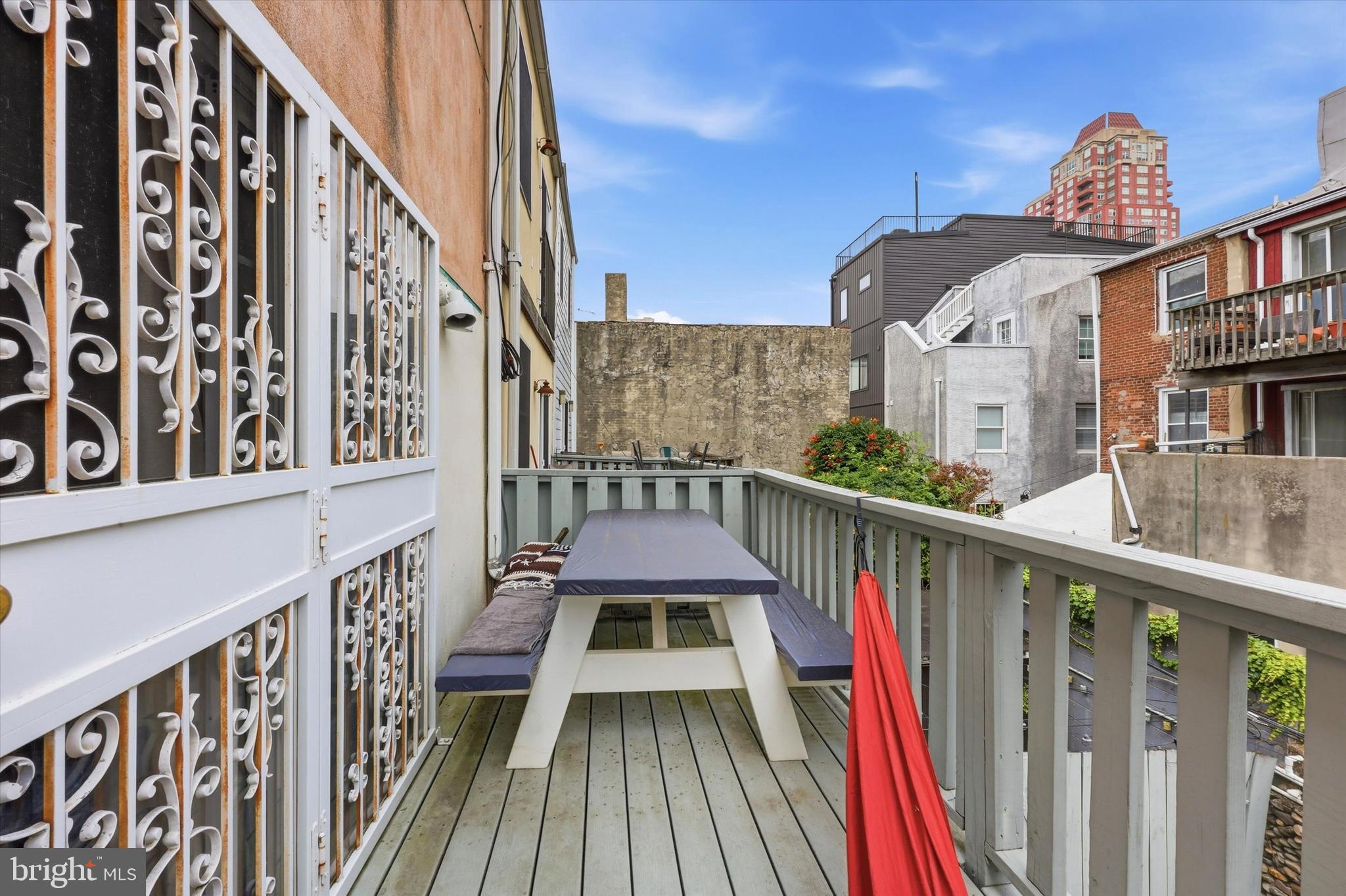 WASHINGTON SQ WEST - Residential