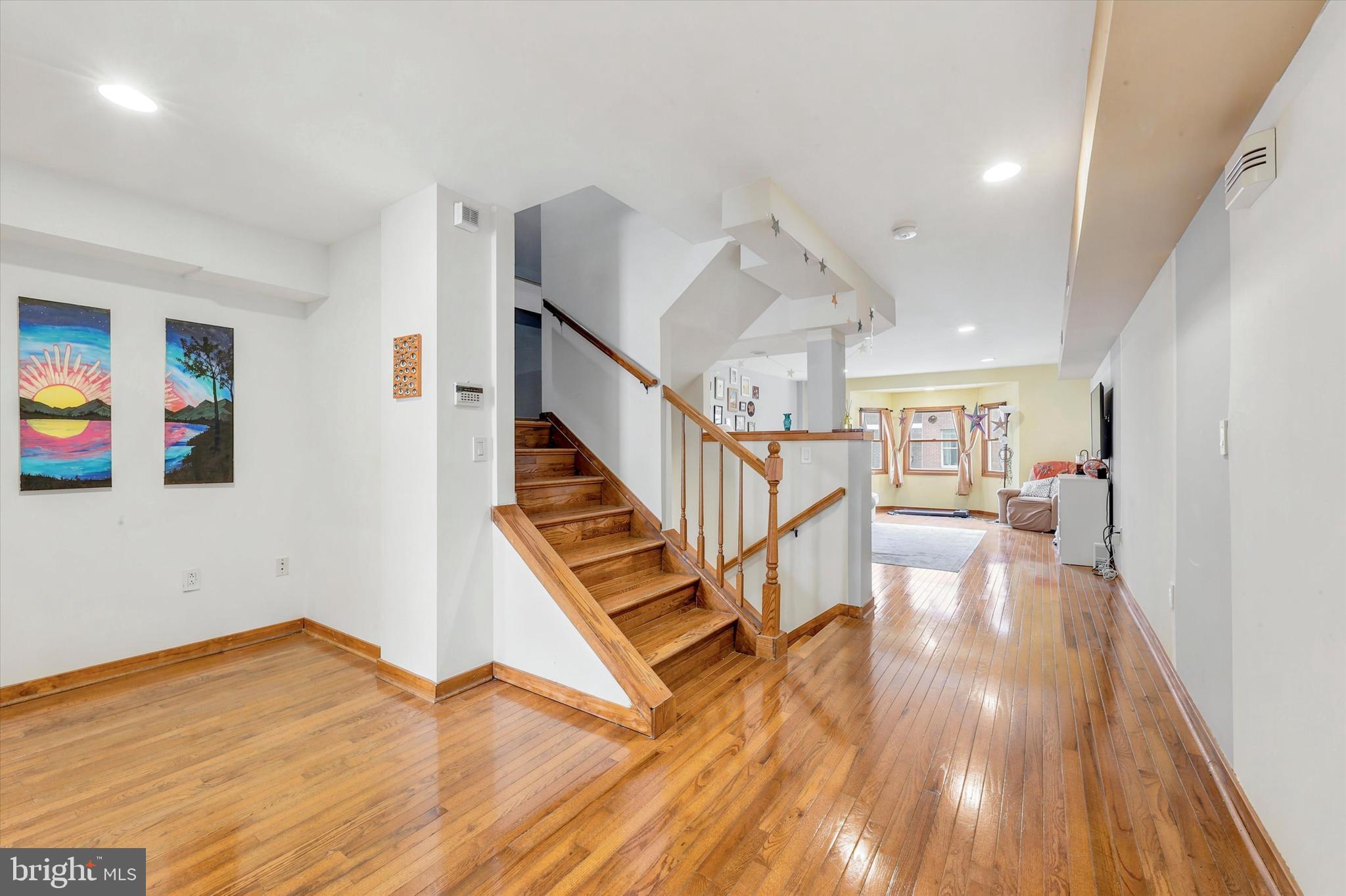 WASHINGTON SQ WEST - Residential