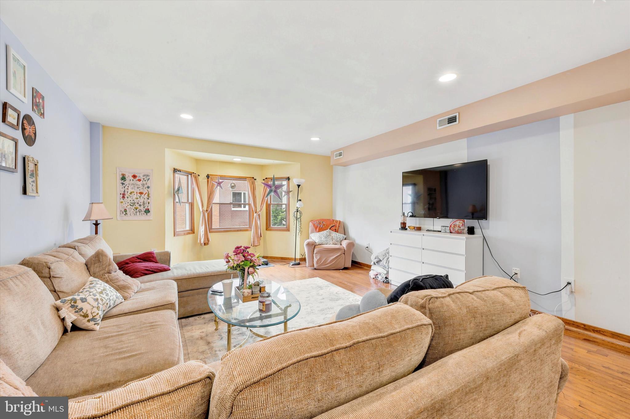 WASHINGTON SQ WEST - Residential