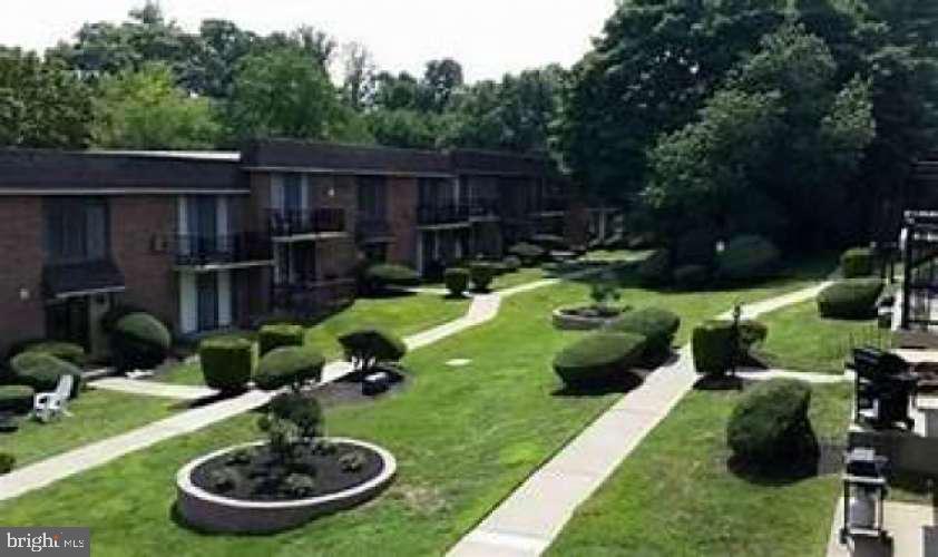 CONTEMPORARY VLG - Residential