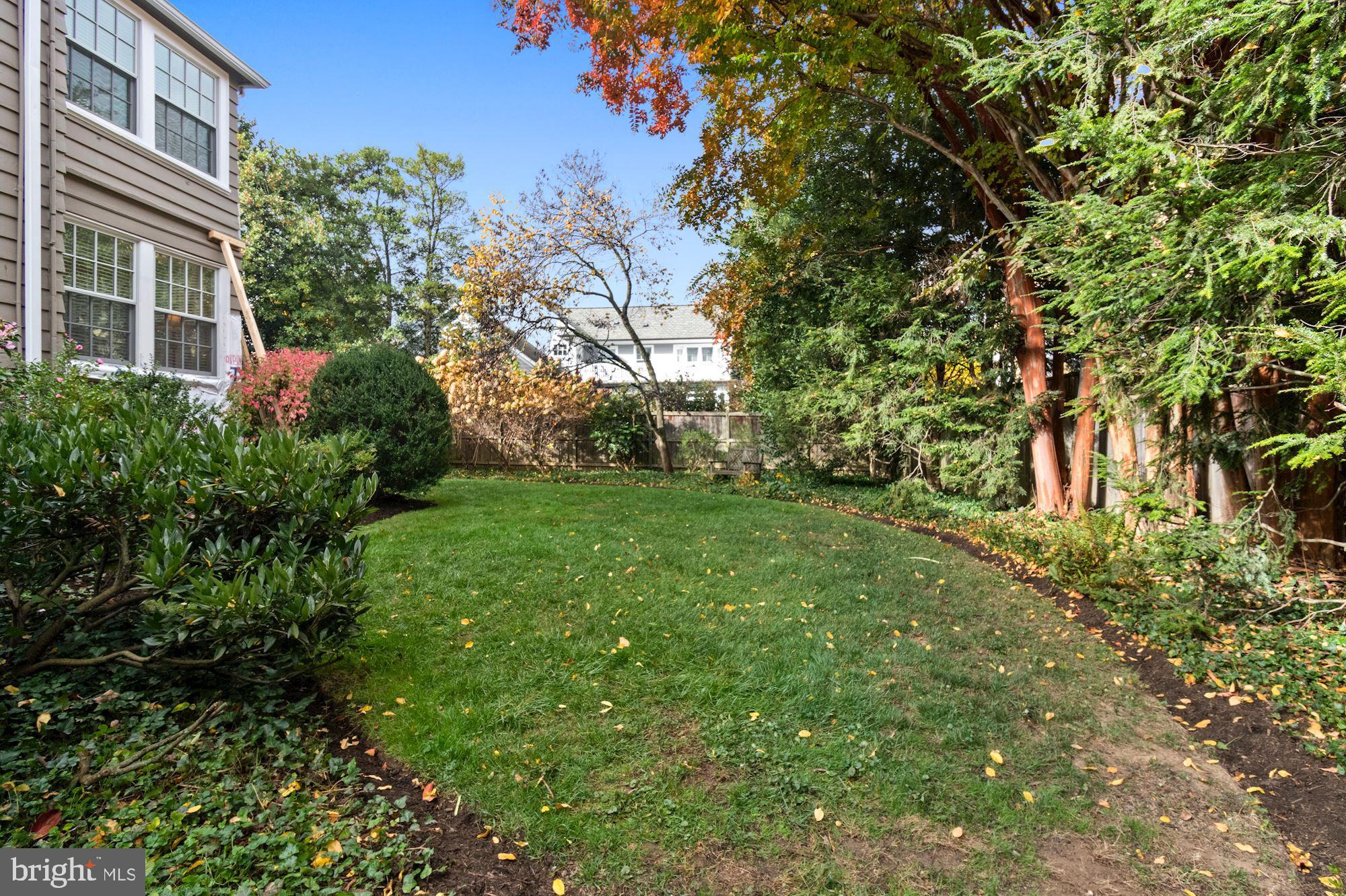 CHEVY CHASE - Residential
