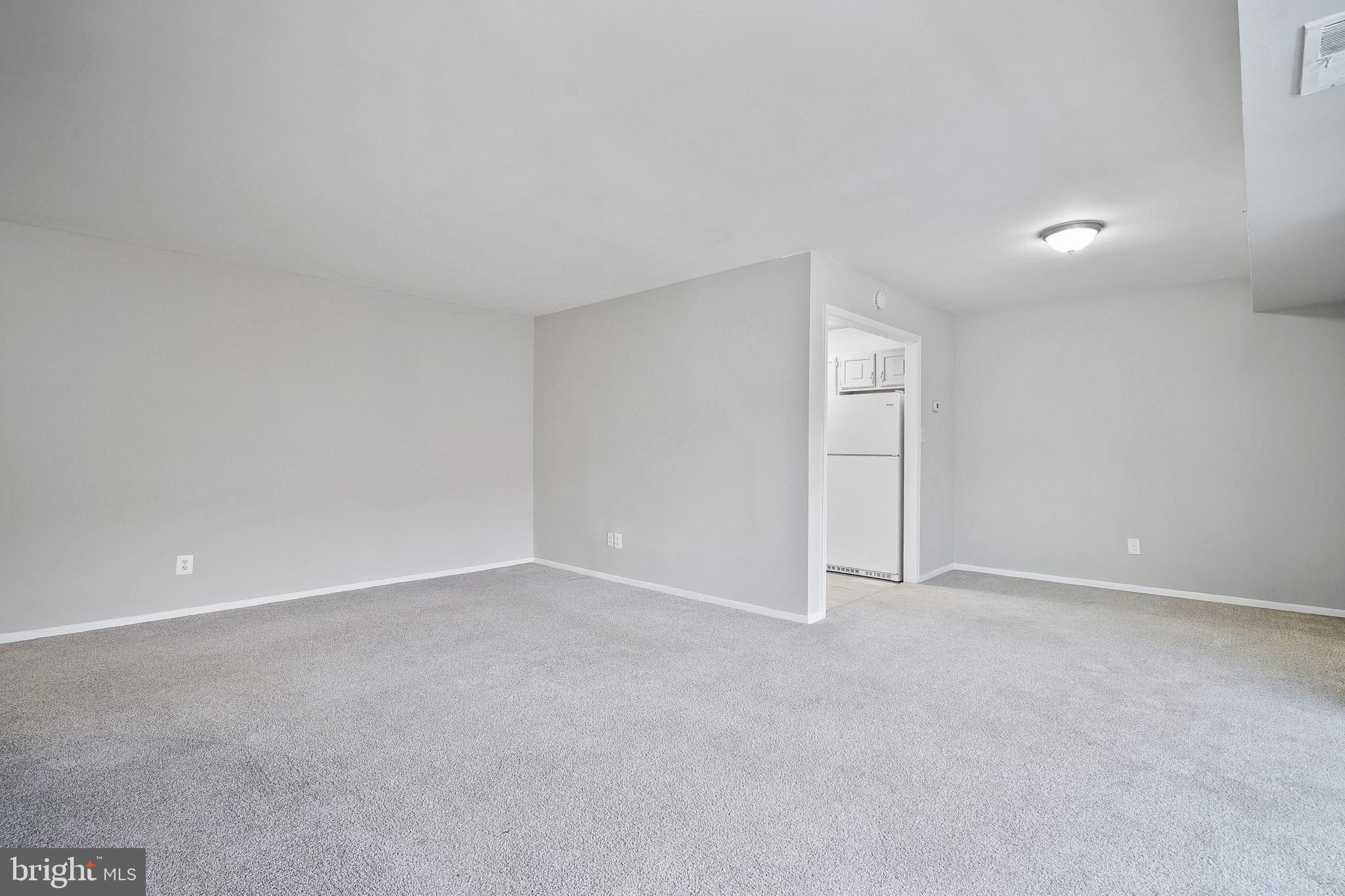 LAFAYETTE PARK CONDOMINIUM - Residential