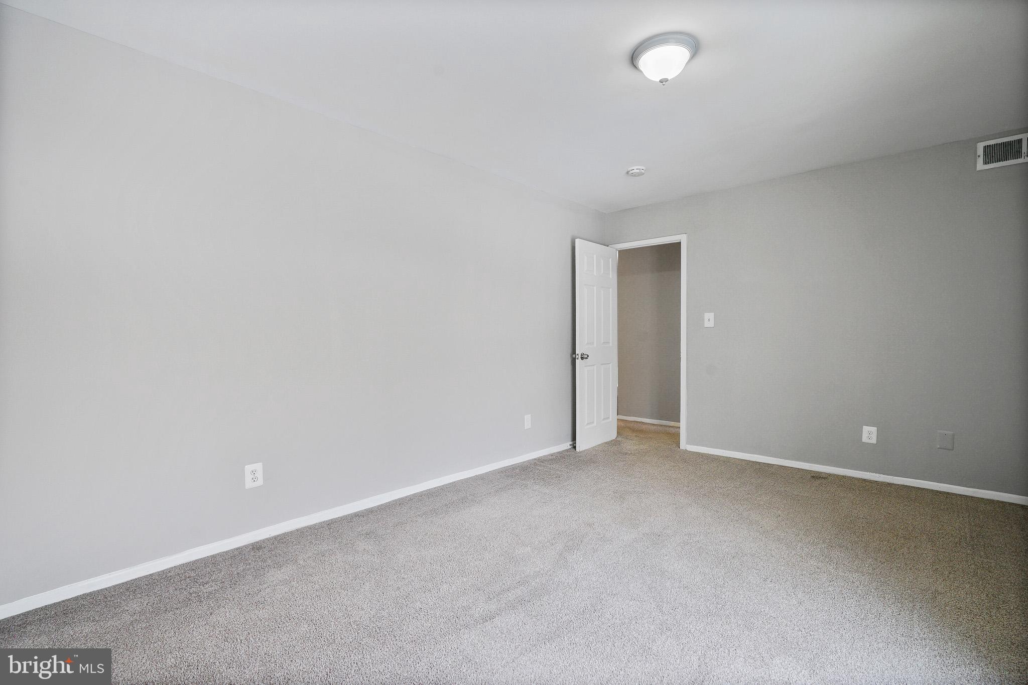 LAFAYETTE PARK CONDOMINIUM - Residential