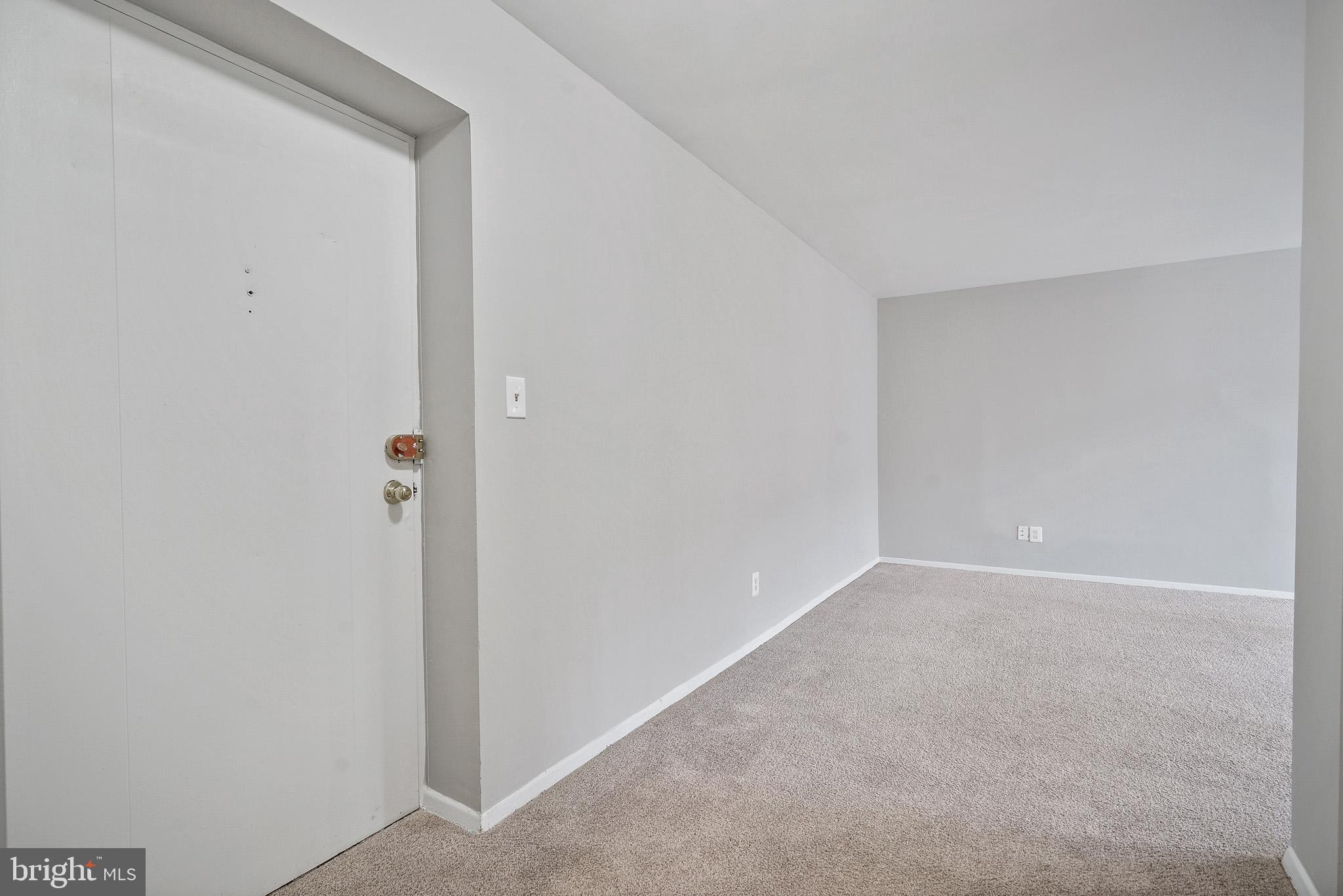 LAFAYETTE PARK CONDOMINIUM - Residential