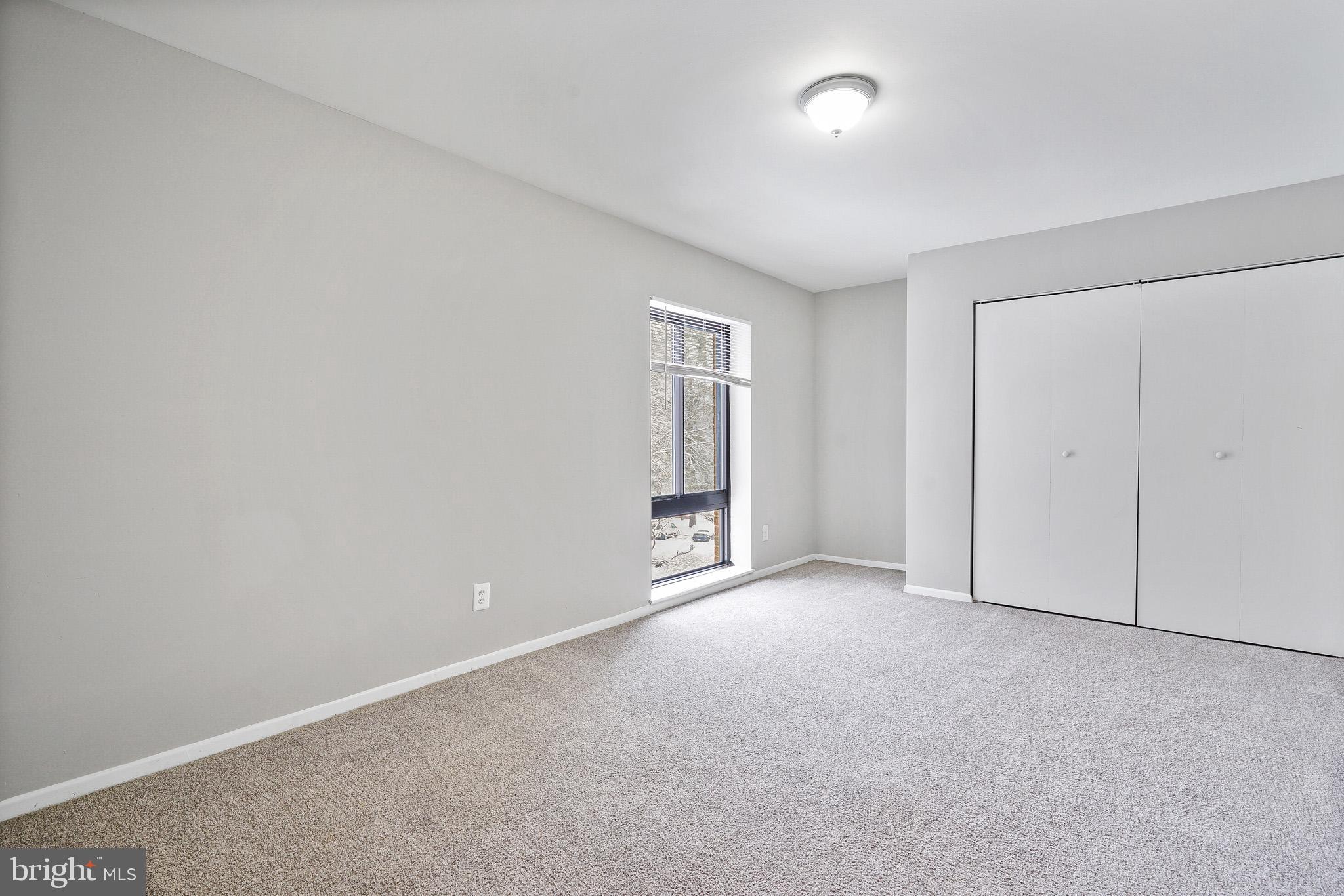 LAFAYETTE PARK CONDOMINIUM - Residential