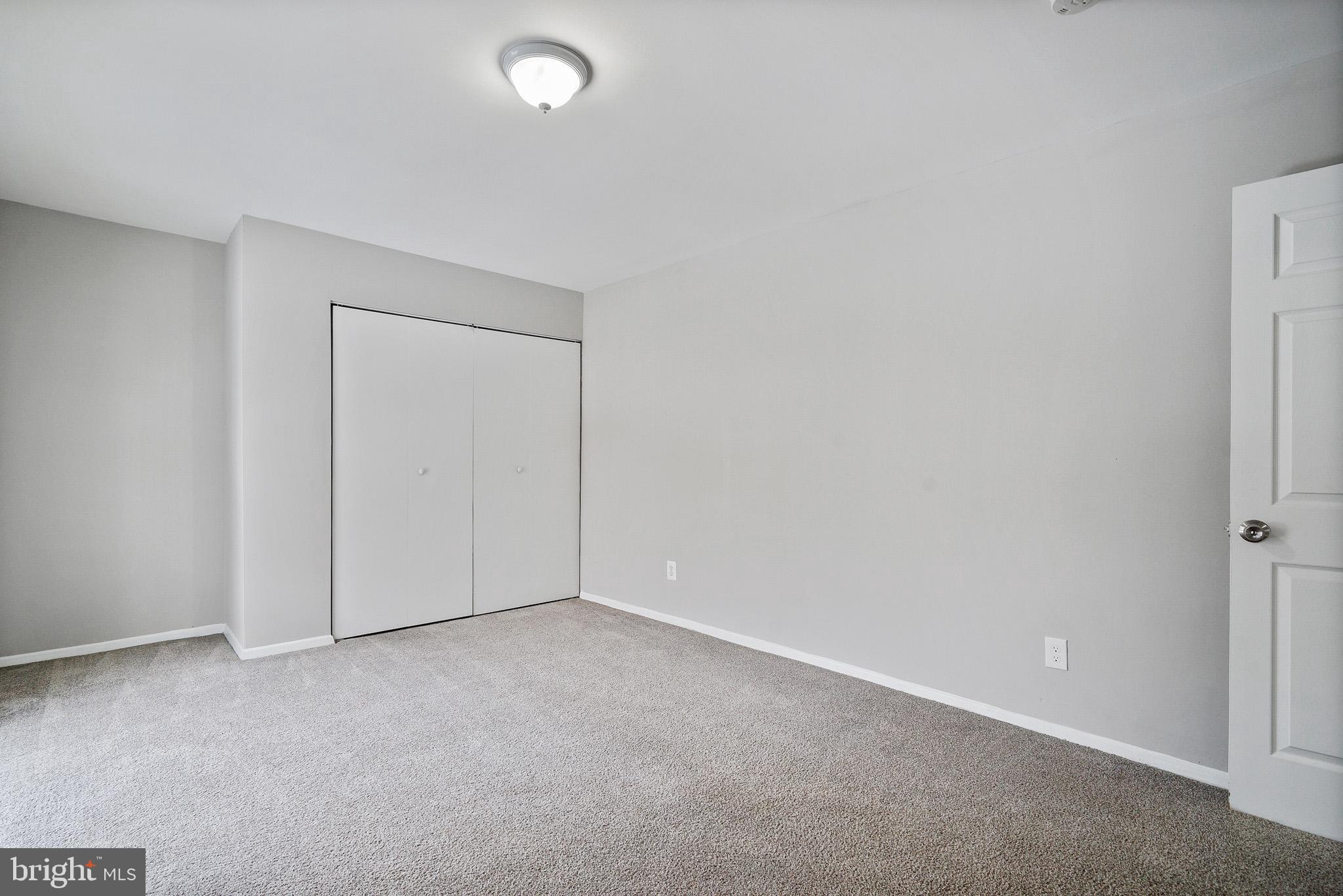 LAFAYETTE PARK CONDOMINIUM - Residential