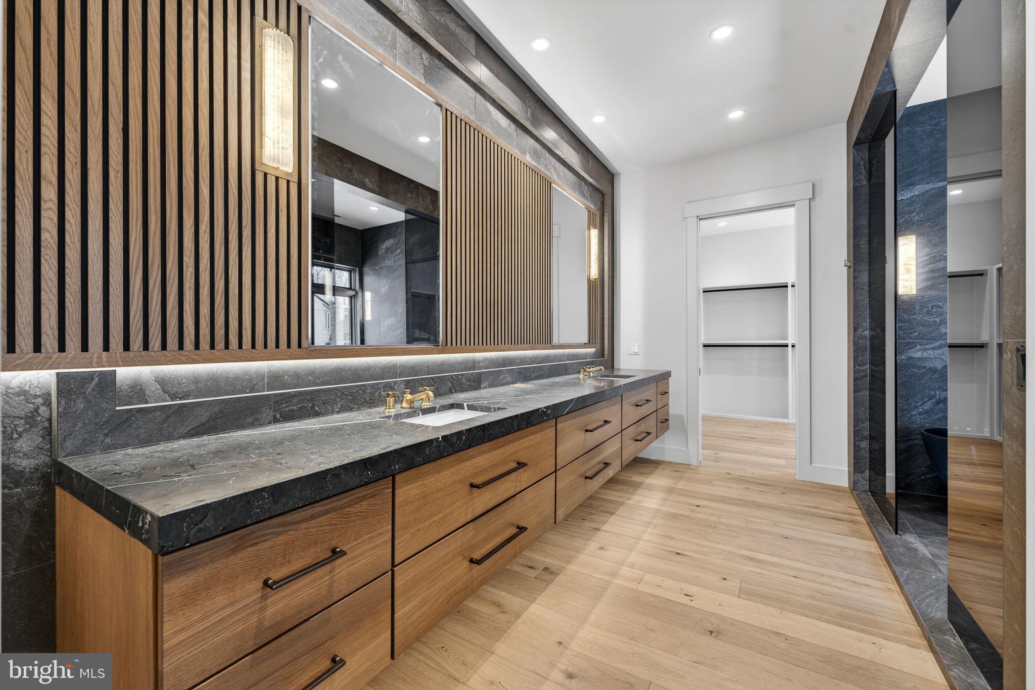 RESIDENCES AT SALAMANDER - Residential