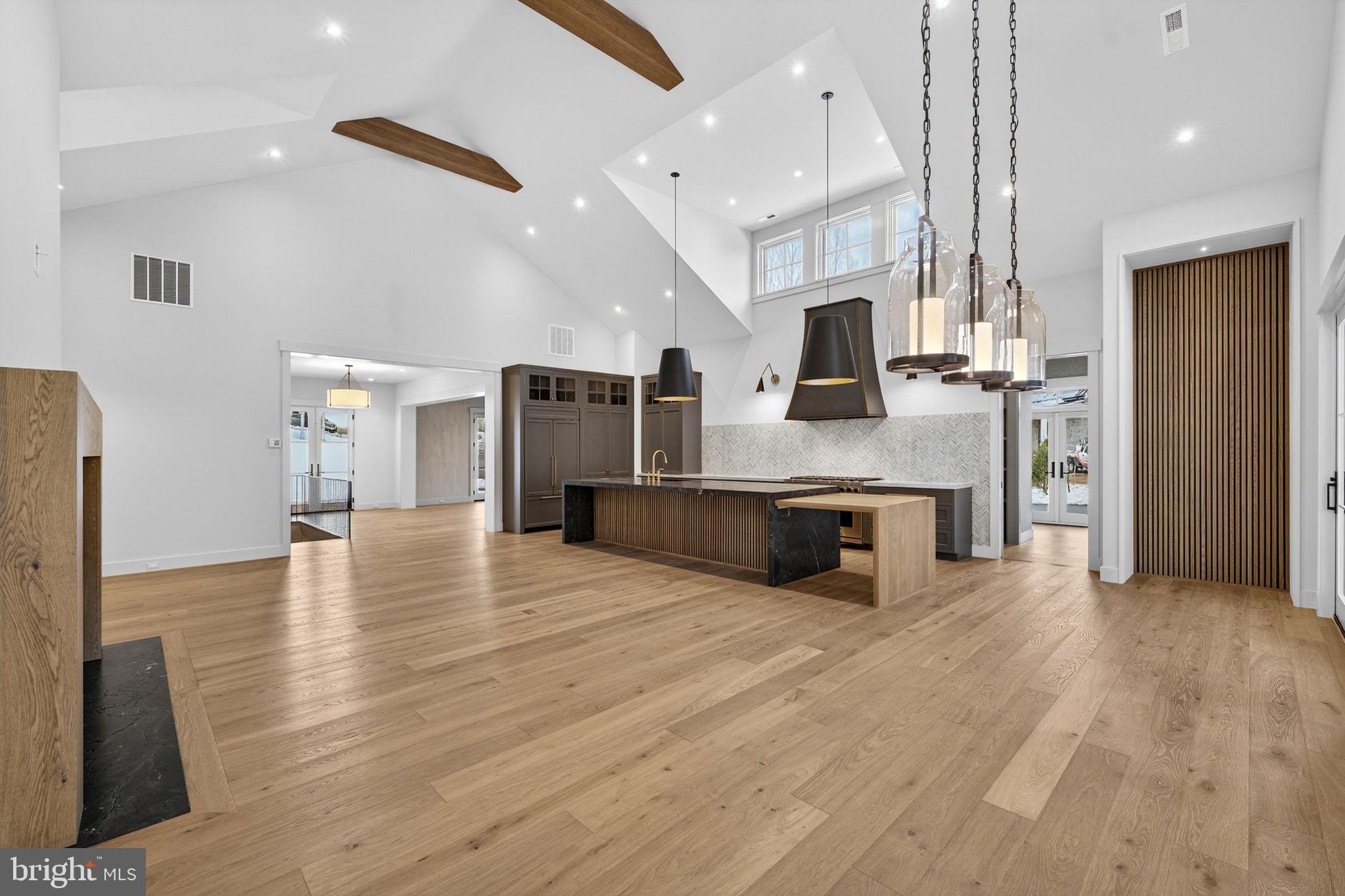RESIDENCES AT SALAMANDER - Residential
