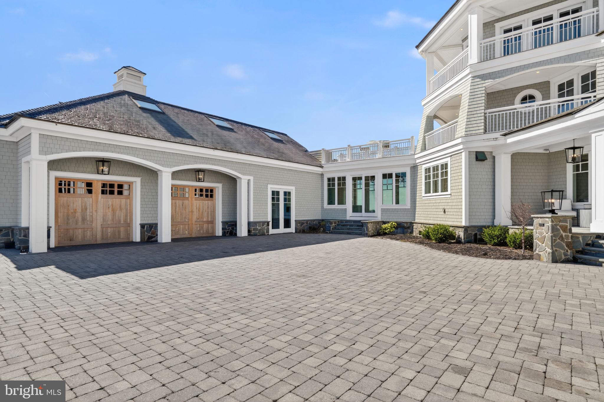 SEAPOINTE - Residential