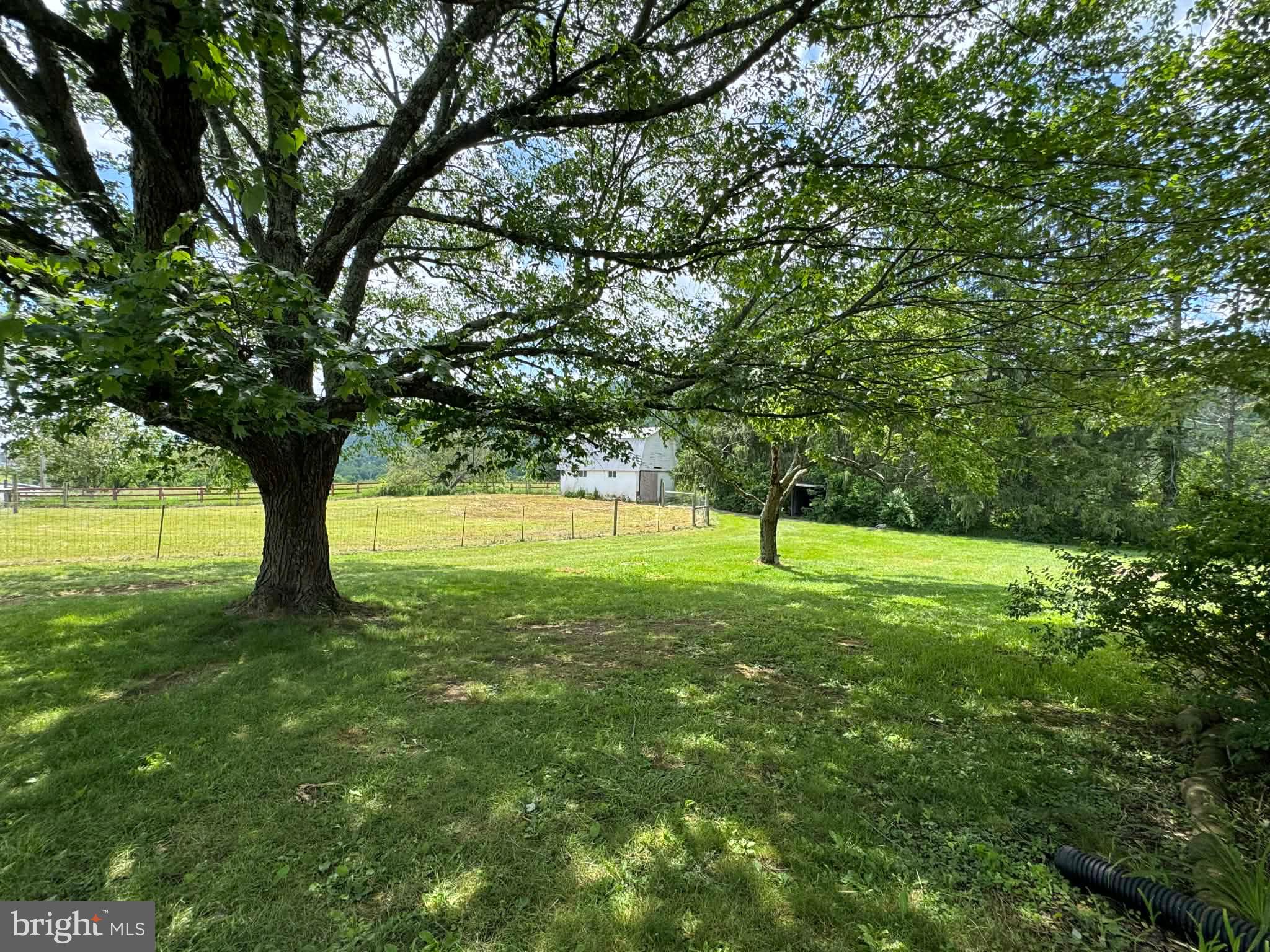 220 NORTH - Residential