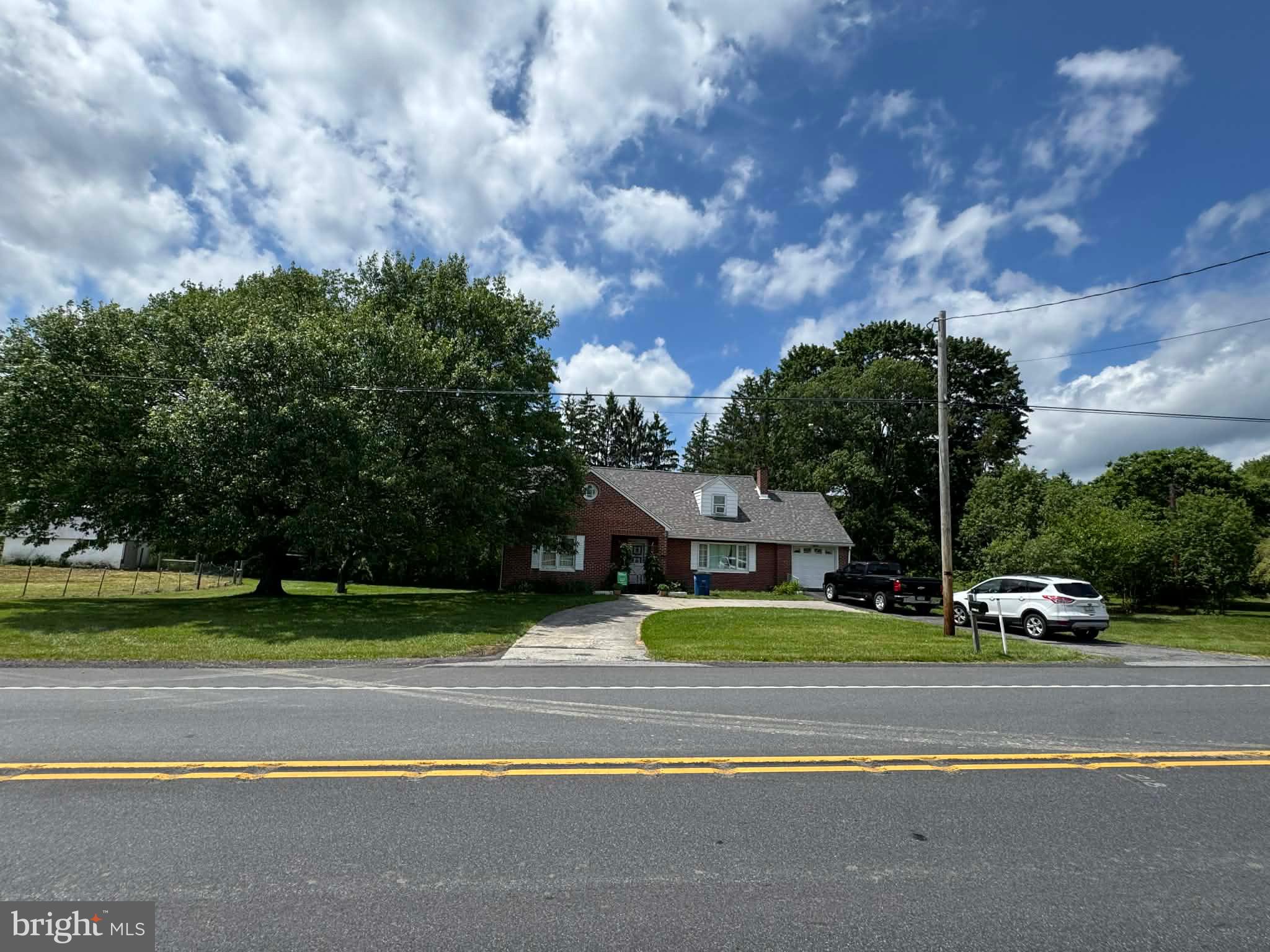 220 NORTH - Residential