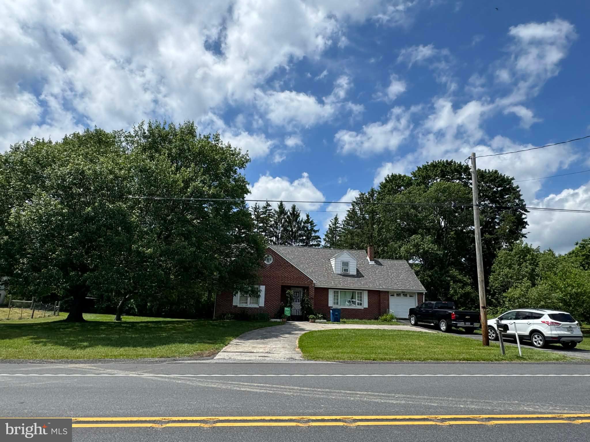 220 NORTH - Residential