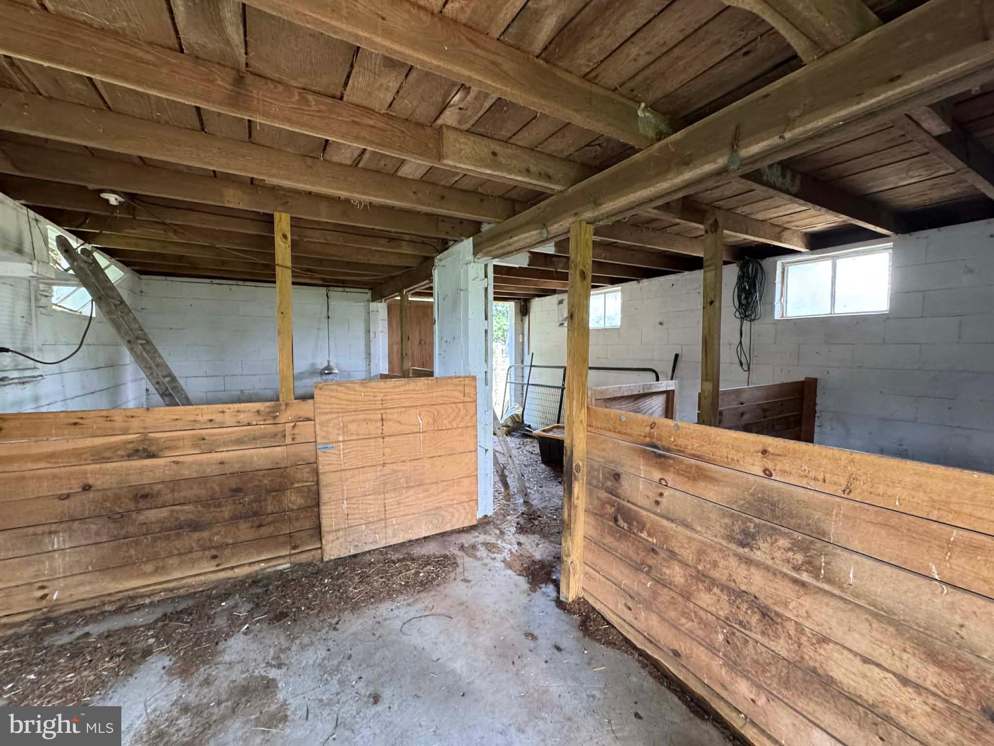 220 NORTH - Residential