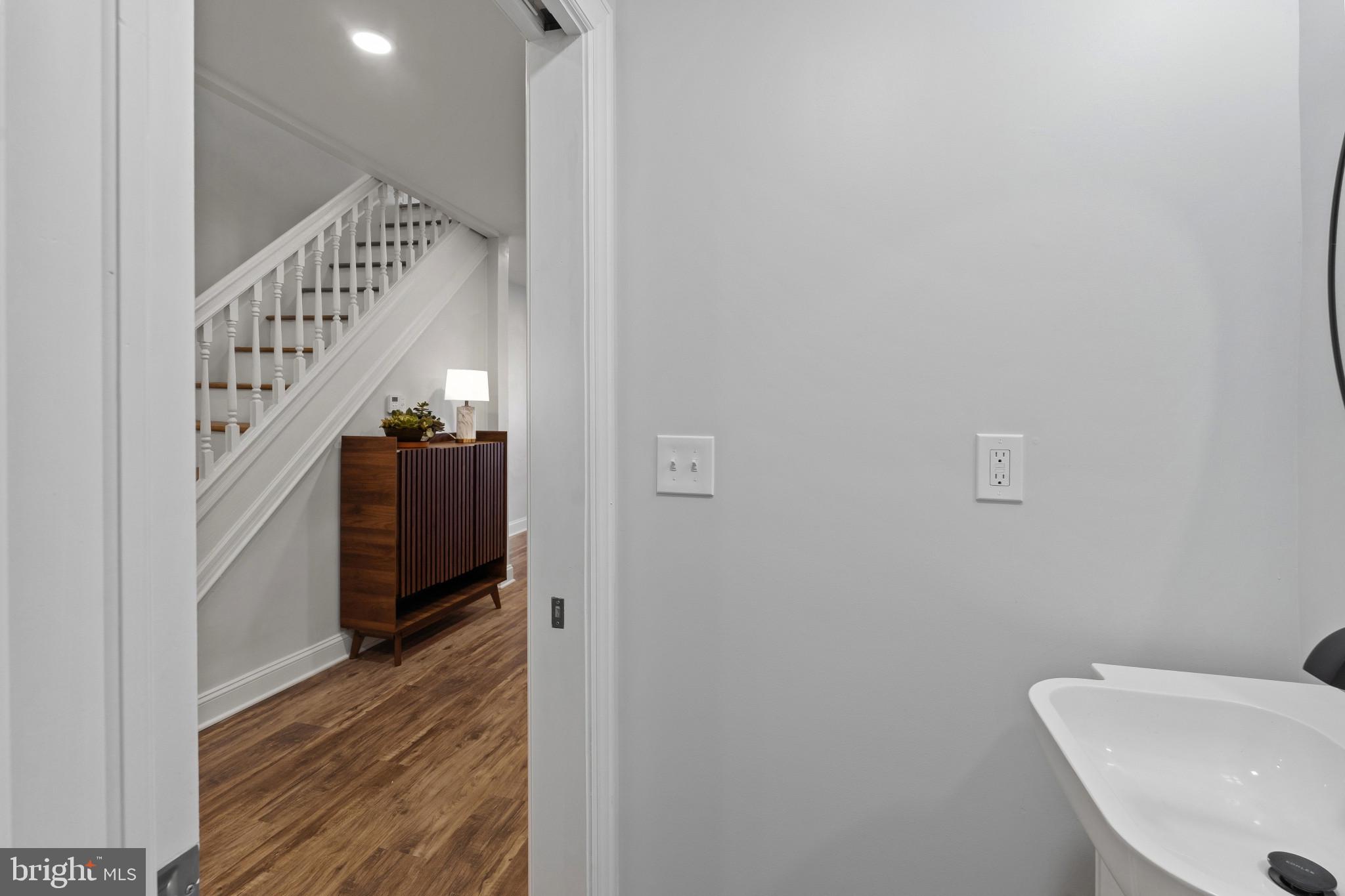 WAVERLY - Residential