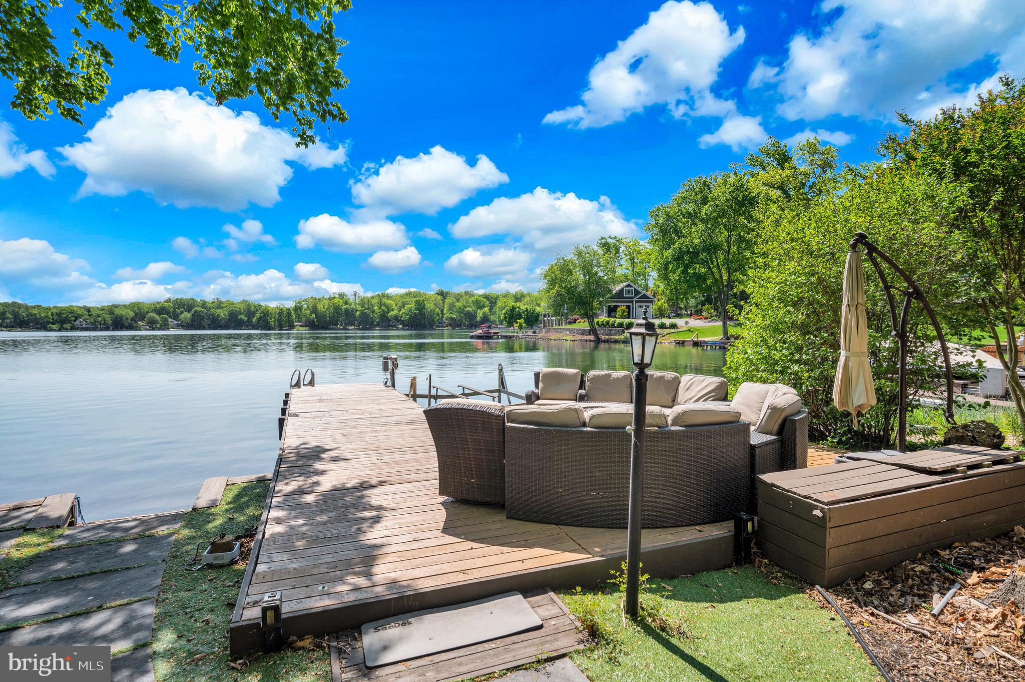 LAKE OF THE WOODS - Residential