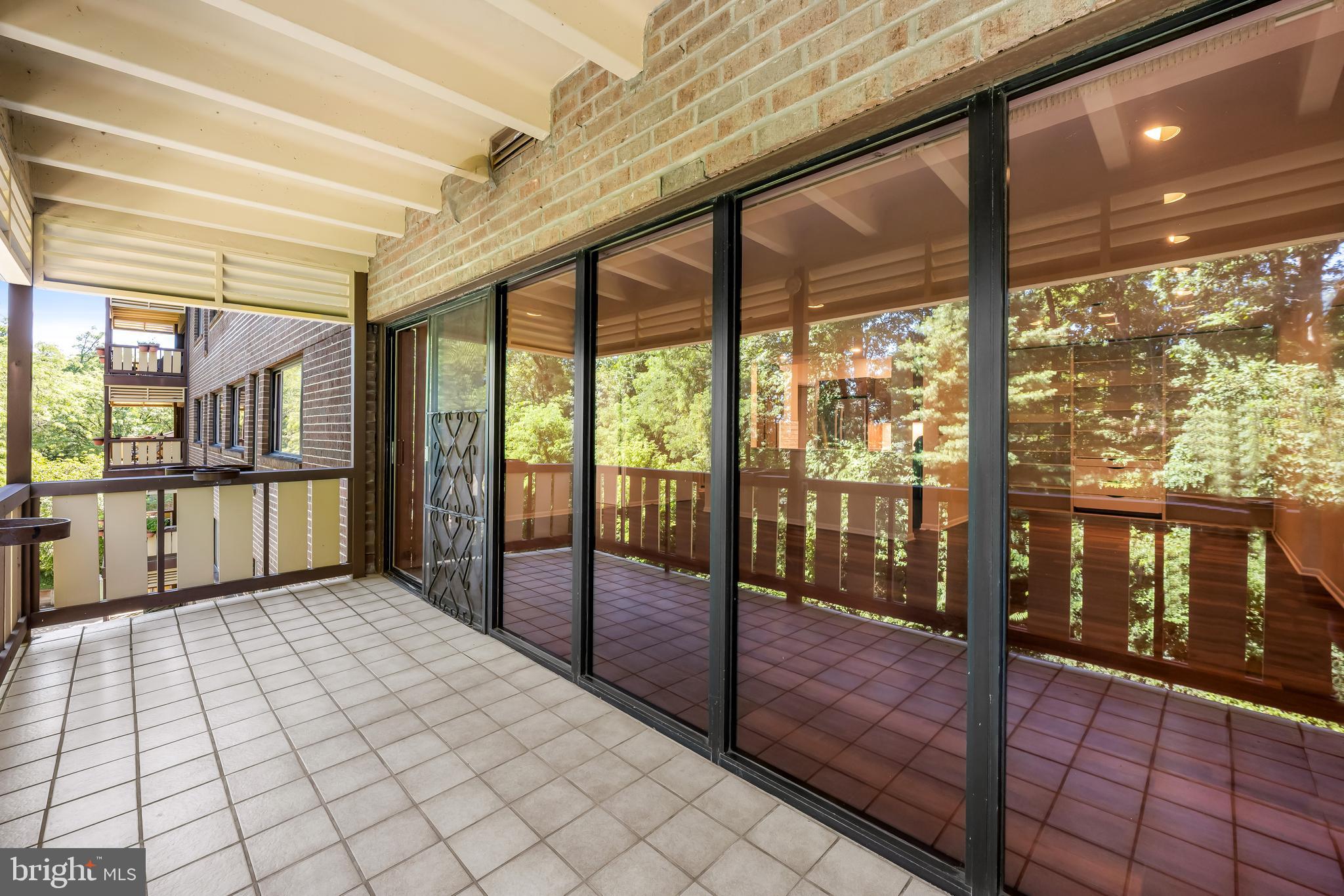 CROSS KEYS - Residential