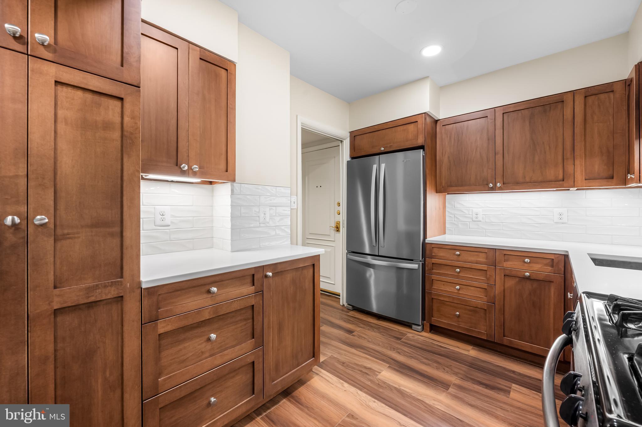 CROSS KEYS - Residential