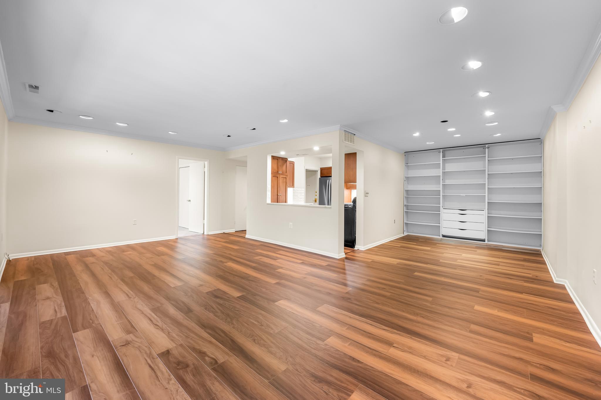 CROSS KEYS - Residential