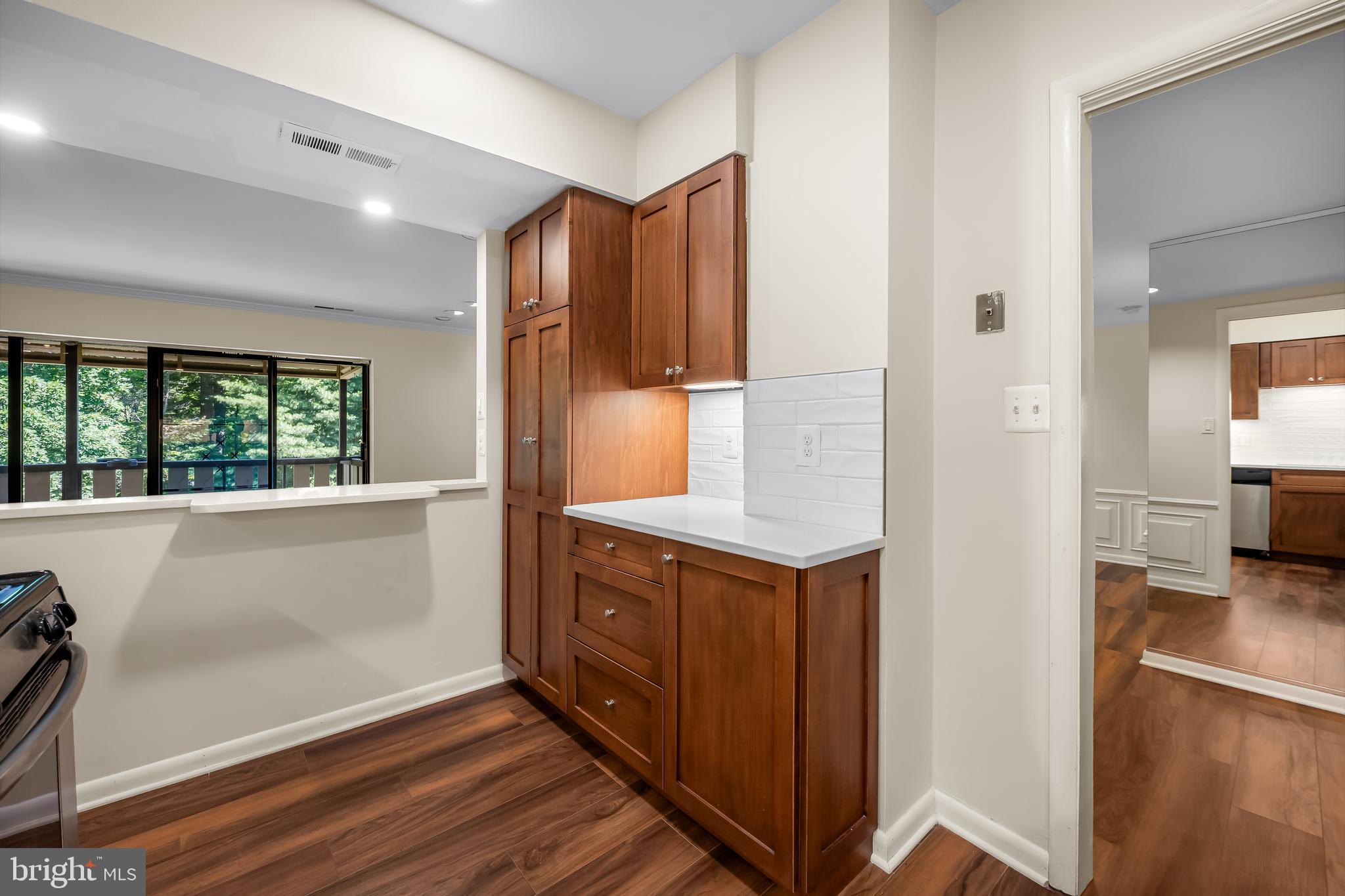 CROSS KEYS - Residential