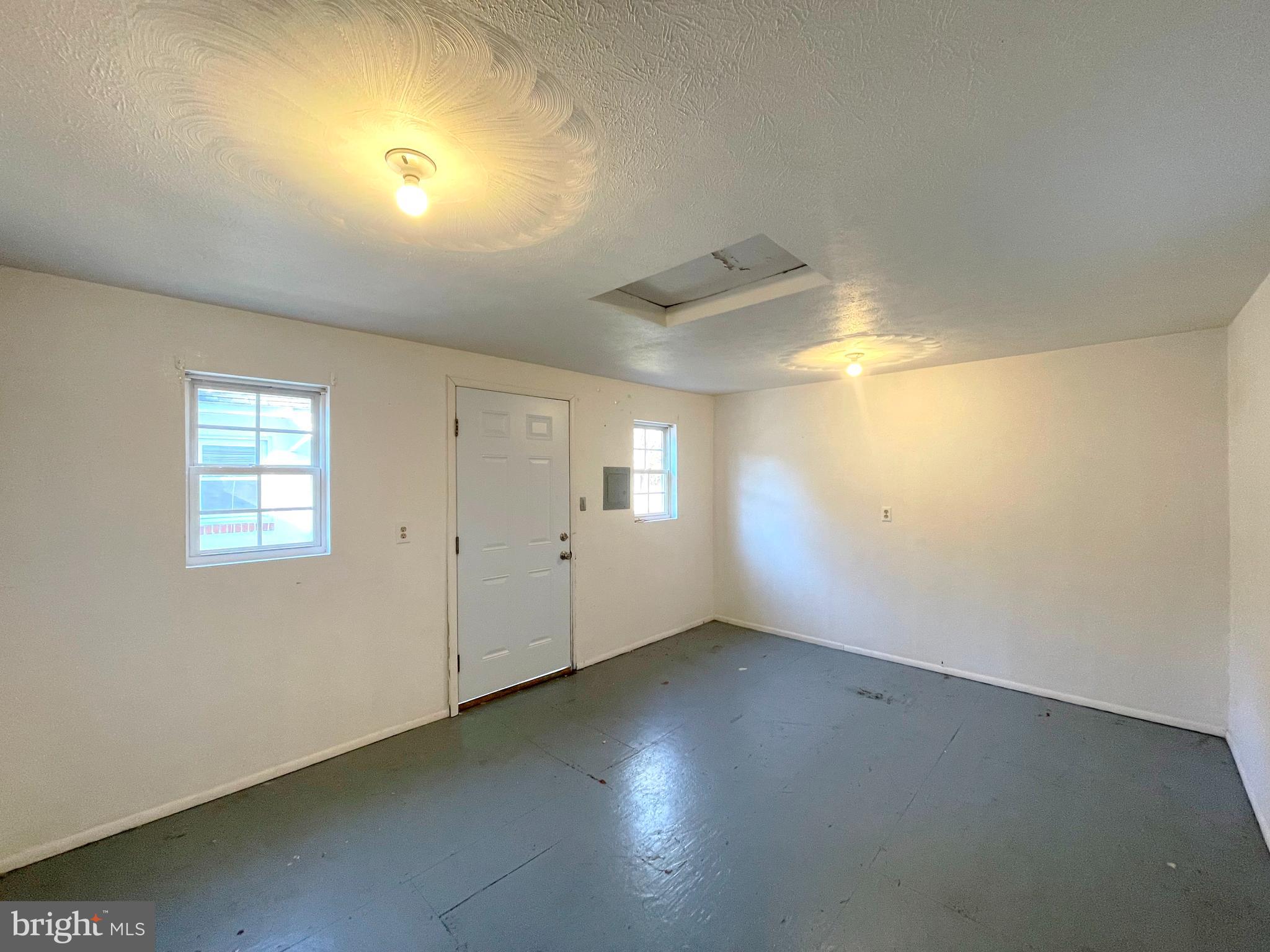 RIDGE - Residential Lease