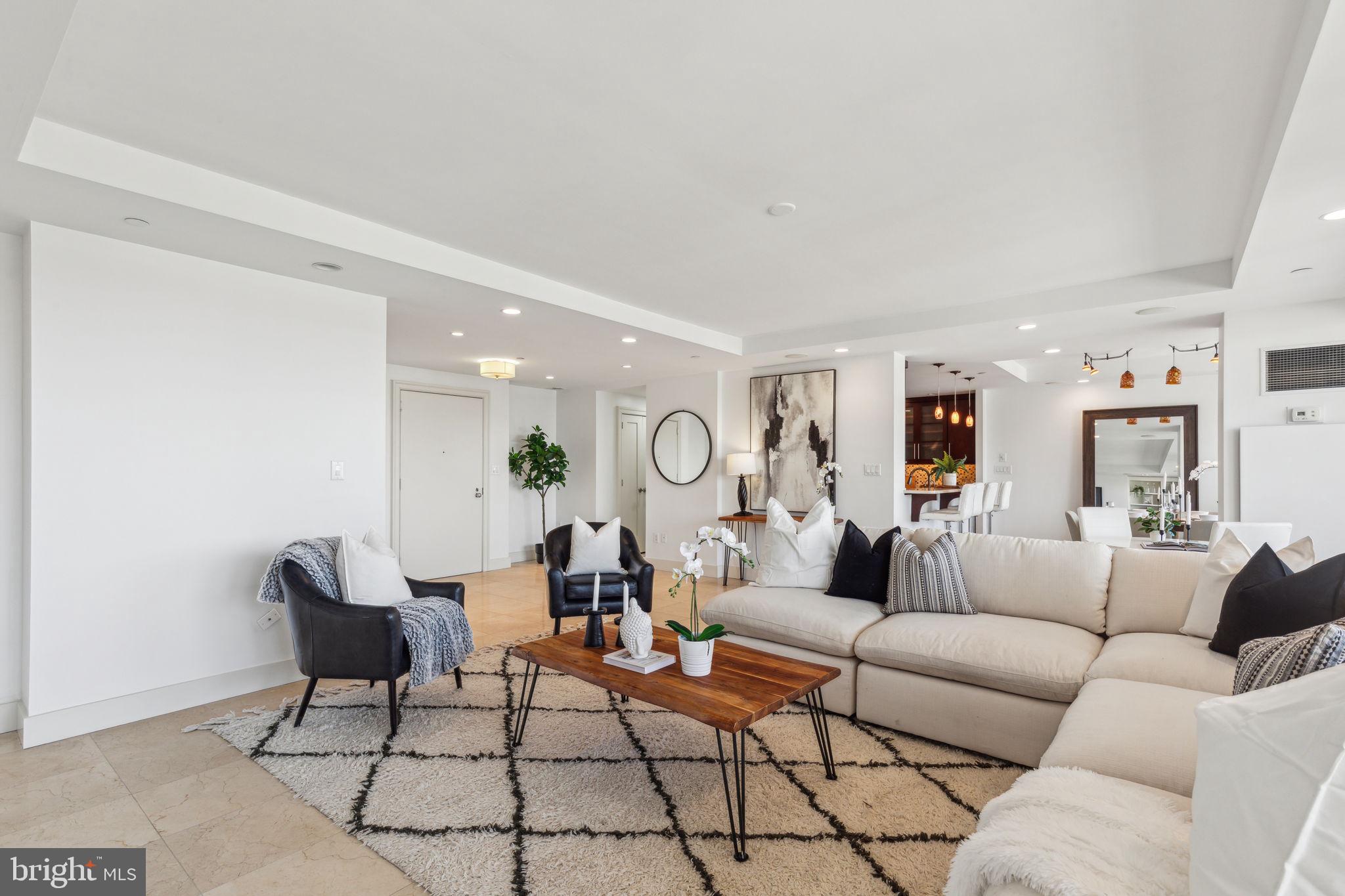 RITTENHOUSE SQUARE - Residential