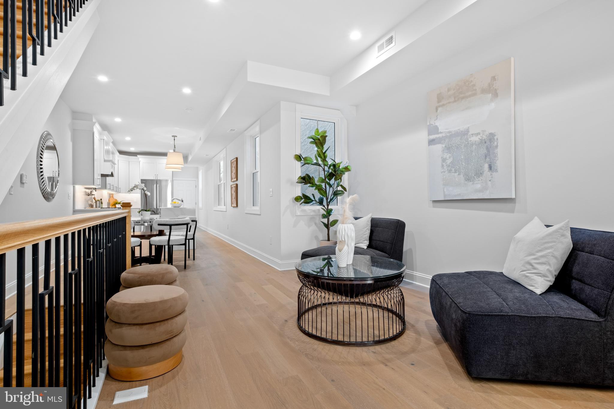 ART MUSEUM AREA - Residential