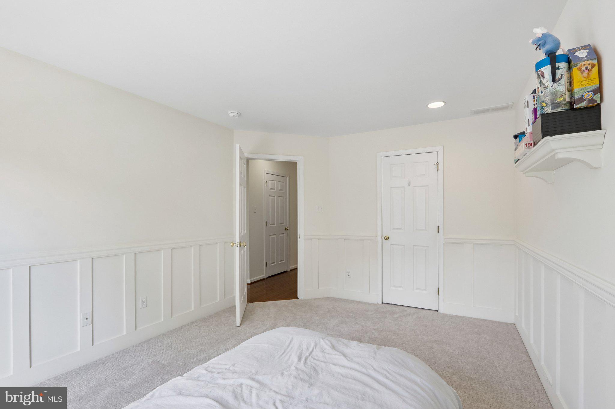 MEWS AT BAILEY STATION - Residential