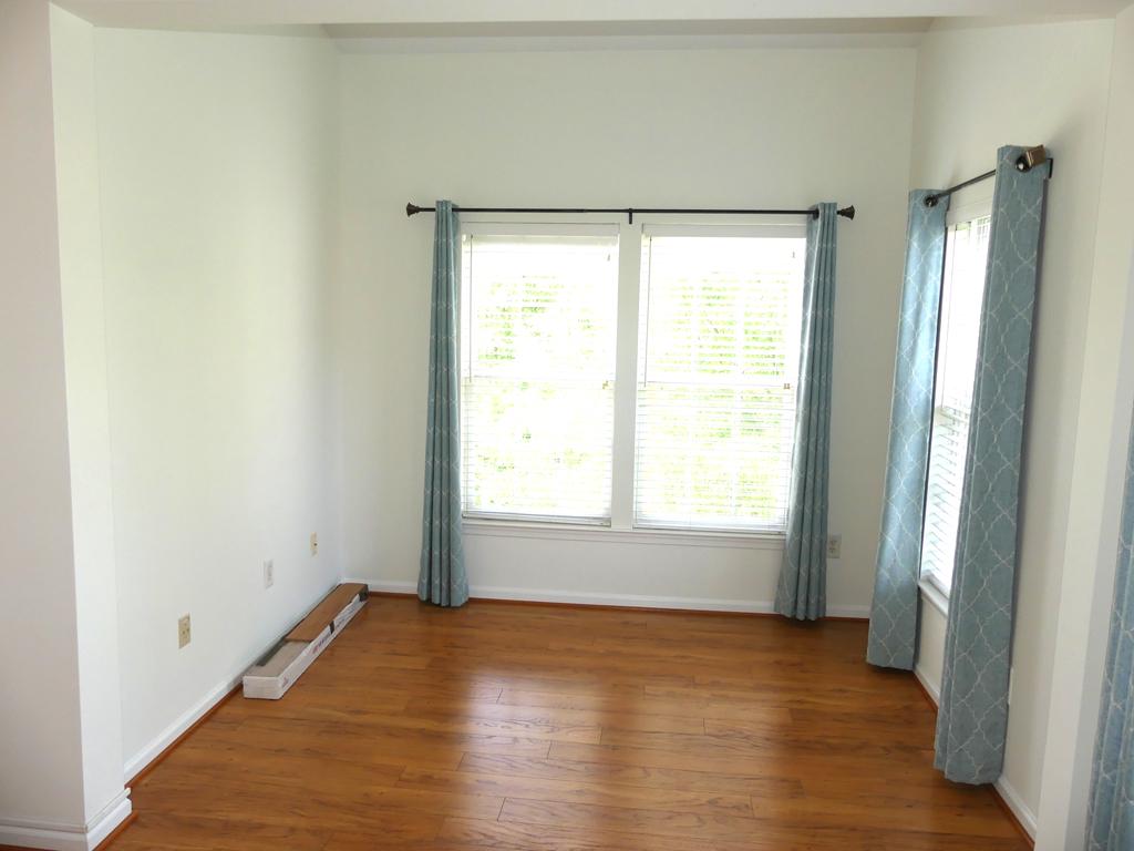 KINGS CROSSING - Residential