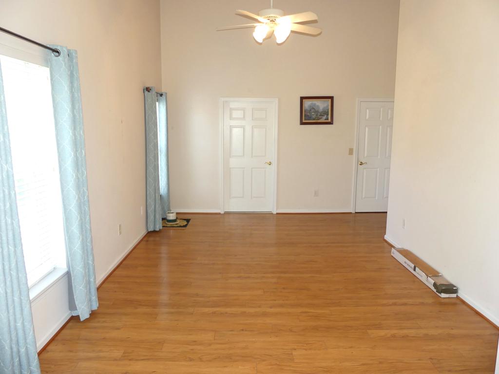KINGS CROSSING - Residential