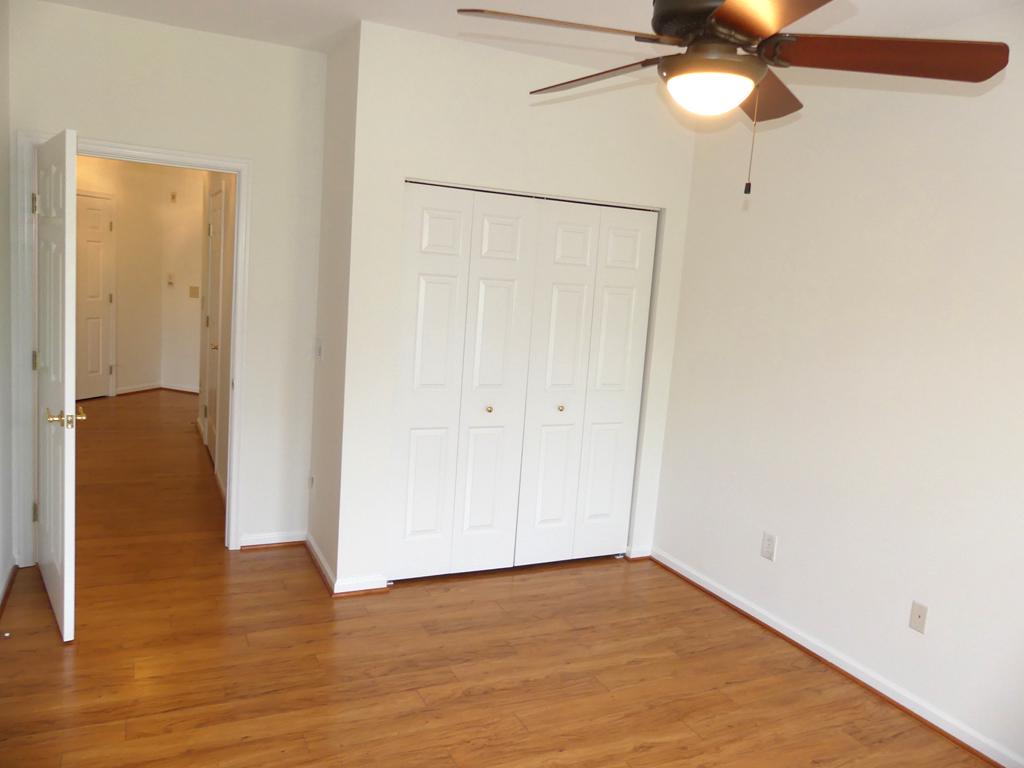 KINGS CROSSING - Residential