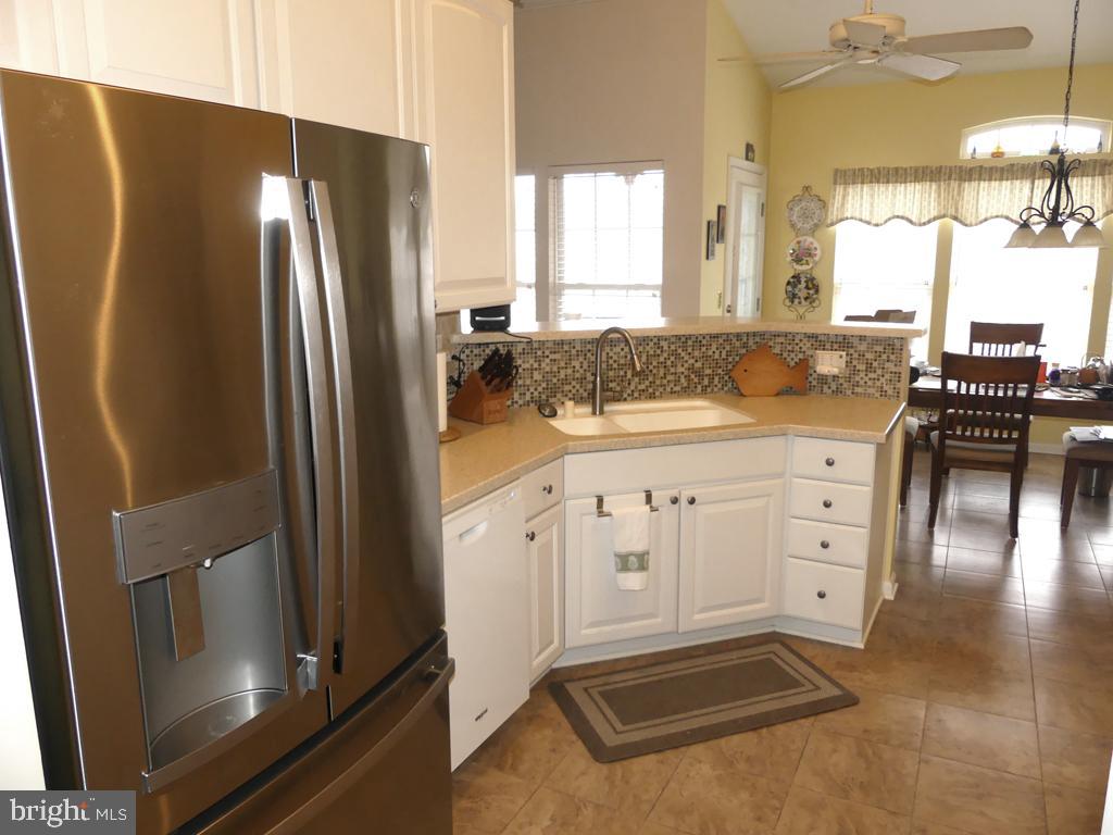 KINGS CROSSING - Residential