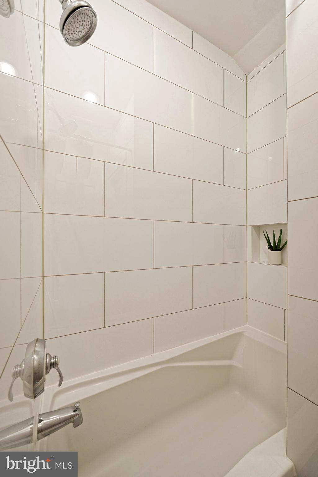 OLD TOWN ALEXANDRIA - Residential