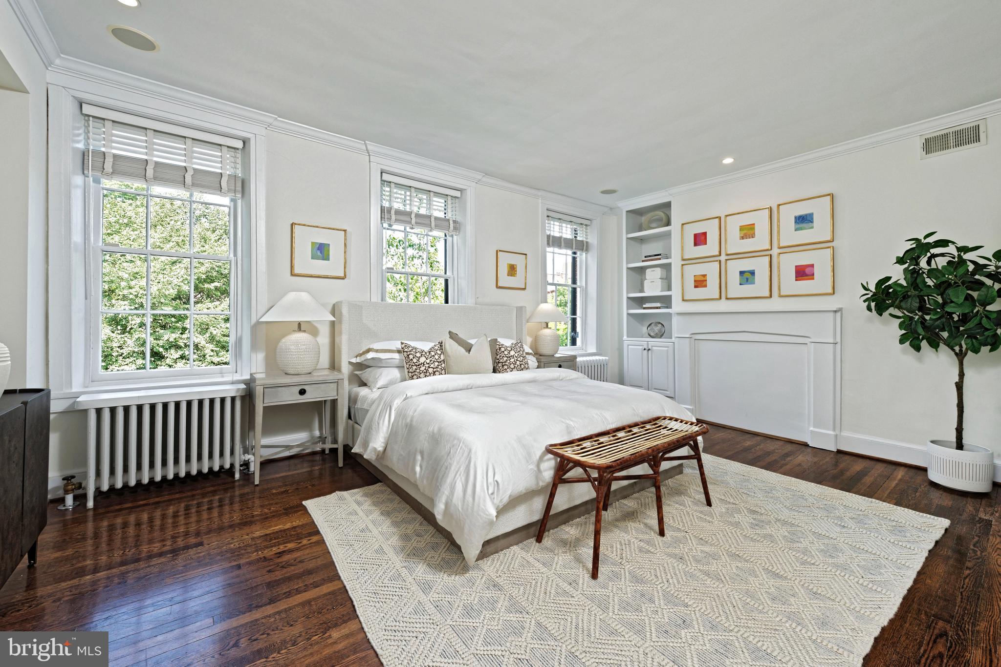 OLD TOWN ALEXANDRIA - Residential