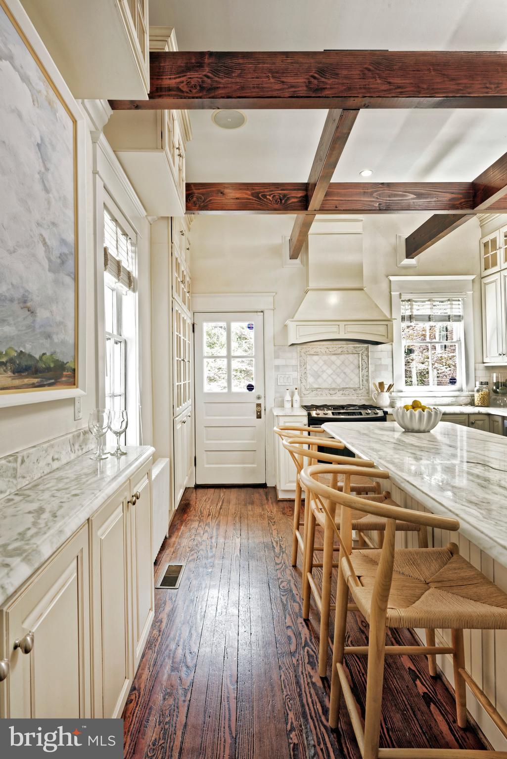 OLD TOWN ALEXANDRIA - Residential